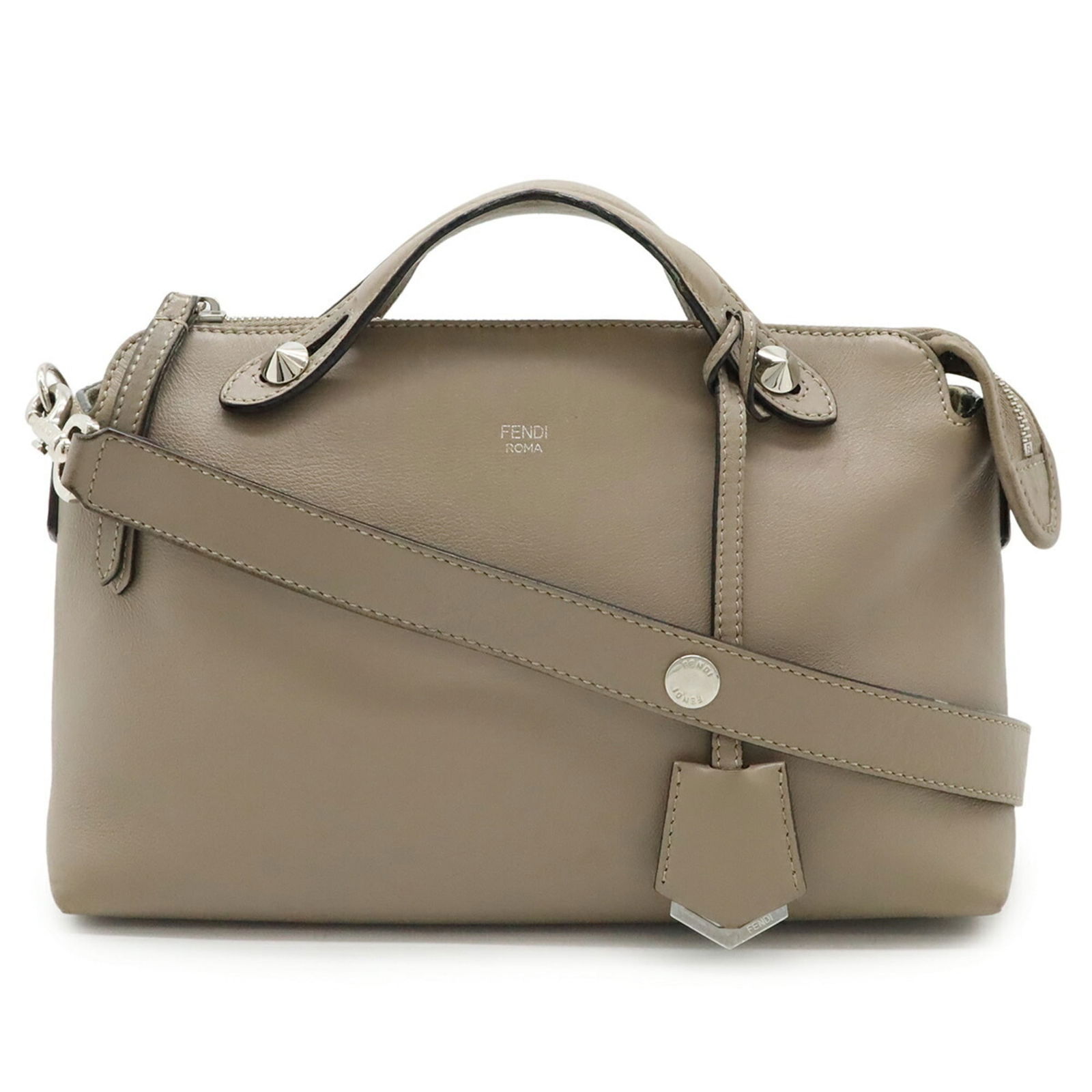 Shoulder Bag Leather - Fendi Handbag: Shoulder Bag Leather - Fendi Handbag This listing features Shoulder Bag Leather - Fendi Handbag. Item specifics are provided below. Item Specifics: Brand: Fendi Type: Handbag, Shoulder Bag Material: L