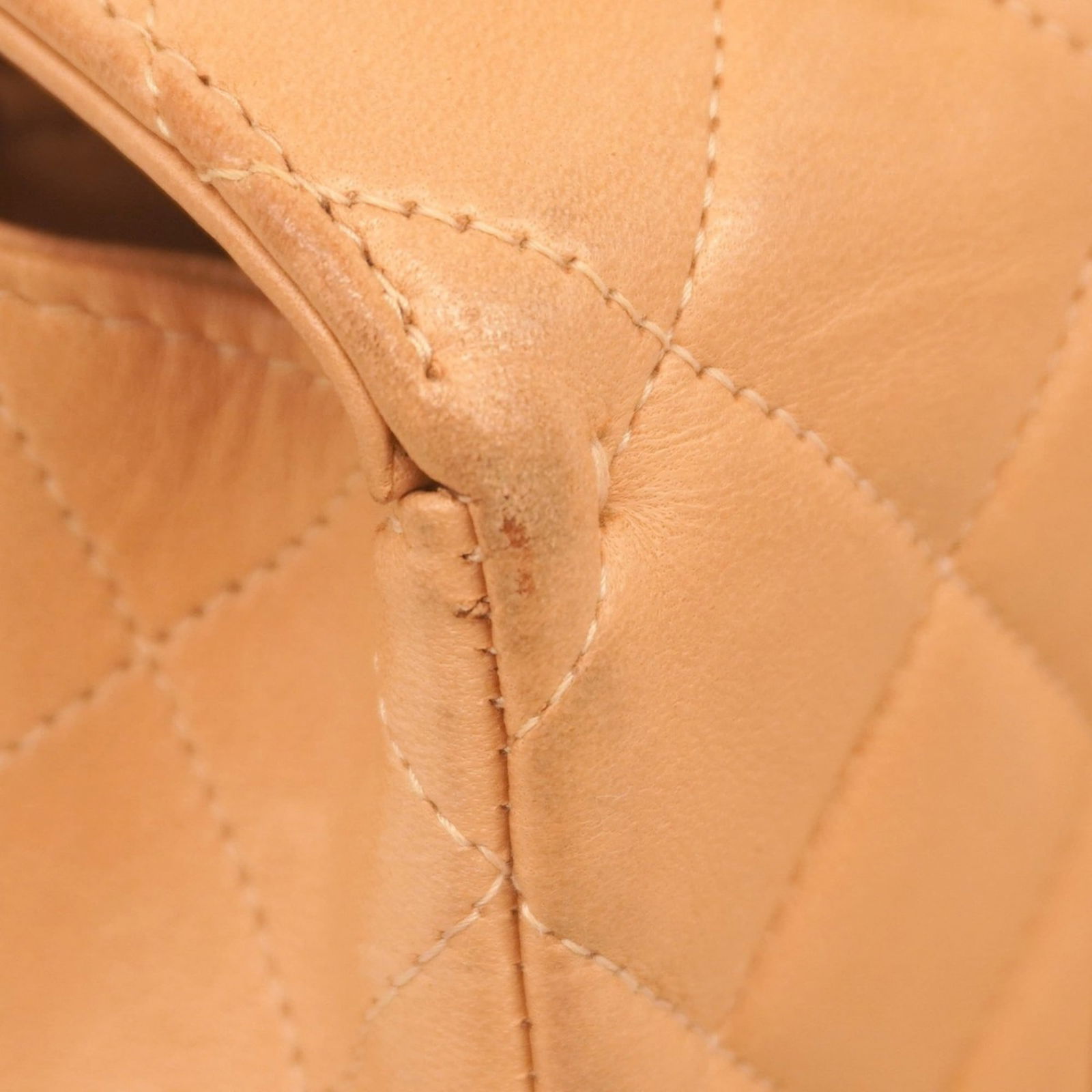 Leather Chanel Handbag - 7