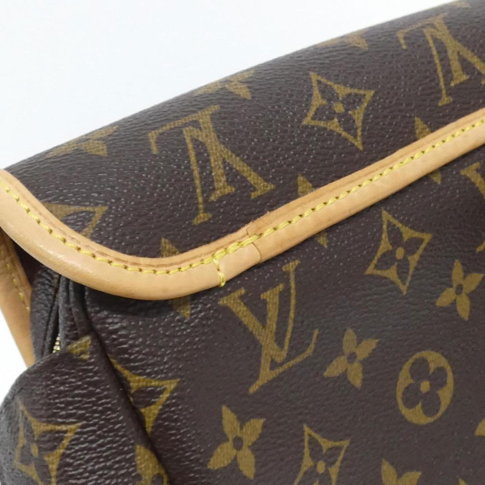 Monogram Louis Vuitton Shoulder Bag - 5