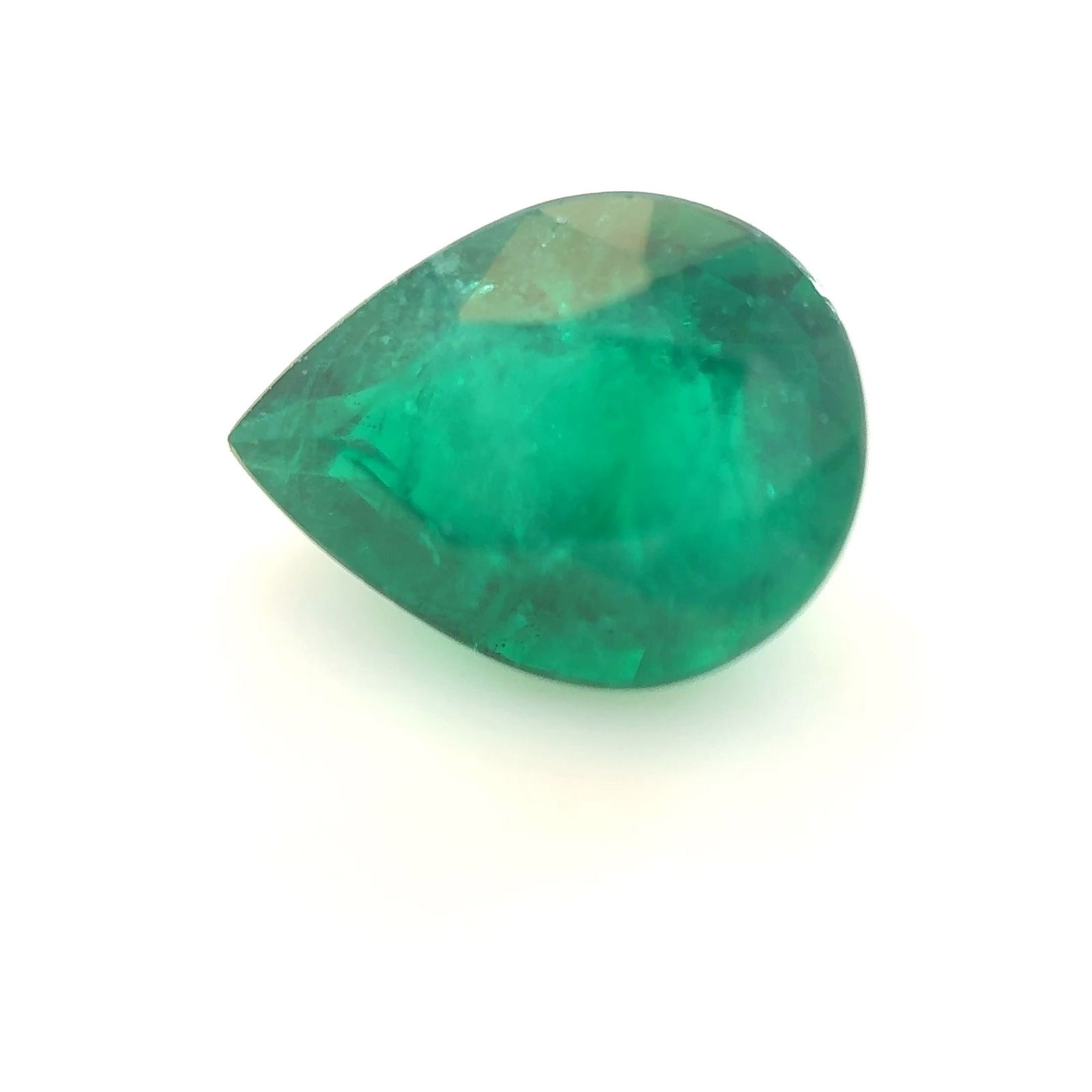 Loose Emerald Gemstone - Pear 1.9ct Green SI: Loose Emerald Gemstone - Pear 1.9ct Green SI This listing features Loose Emerald Gemstone - Pear 1.9ct Green SI. Item specifics are provided below. Item Specifics: Type: Emerald Carat: 1.9 Cut: