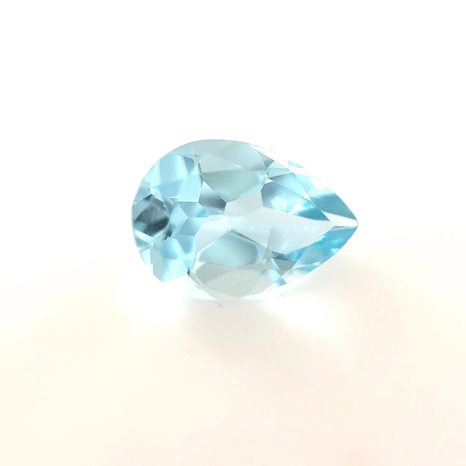 Loose Aquamarine Gemstone - Pear 1.12ct Blue EC: Loose Aquamarine Gemstone - Pear 1.12ct Blue EC This listing features Loose Aquamarine Gemstone - Pear 1.12ct Blue EC. Item specifics are provided below. Item Specifics: Type: Aquamarine Carat: 1.12