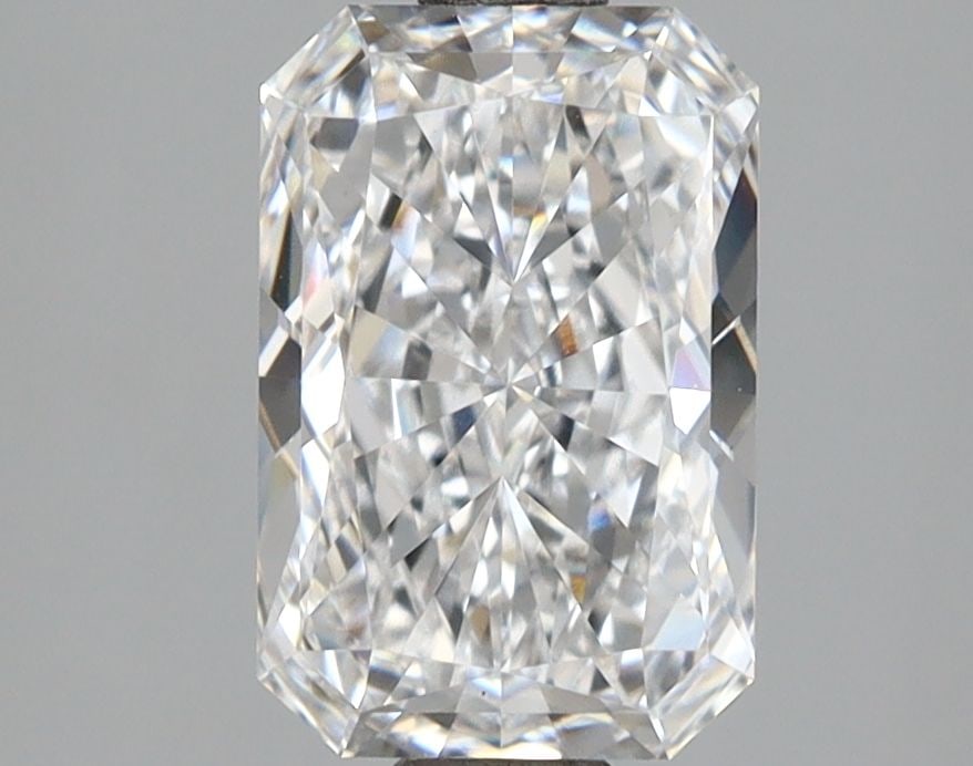 Loose Lab Diamond - IGI Radiant 2.02ct D VVS1: Loose Lab Diamond - IGI Radiant 2.02ct D VVS1 This listing features Loose Lab Diamond - IGI Radiant 2.02ct D VVS1. Item specifics are provided below. Item Specifics: Source: This Is A Real Diamond