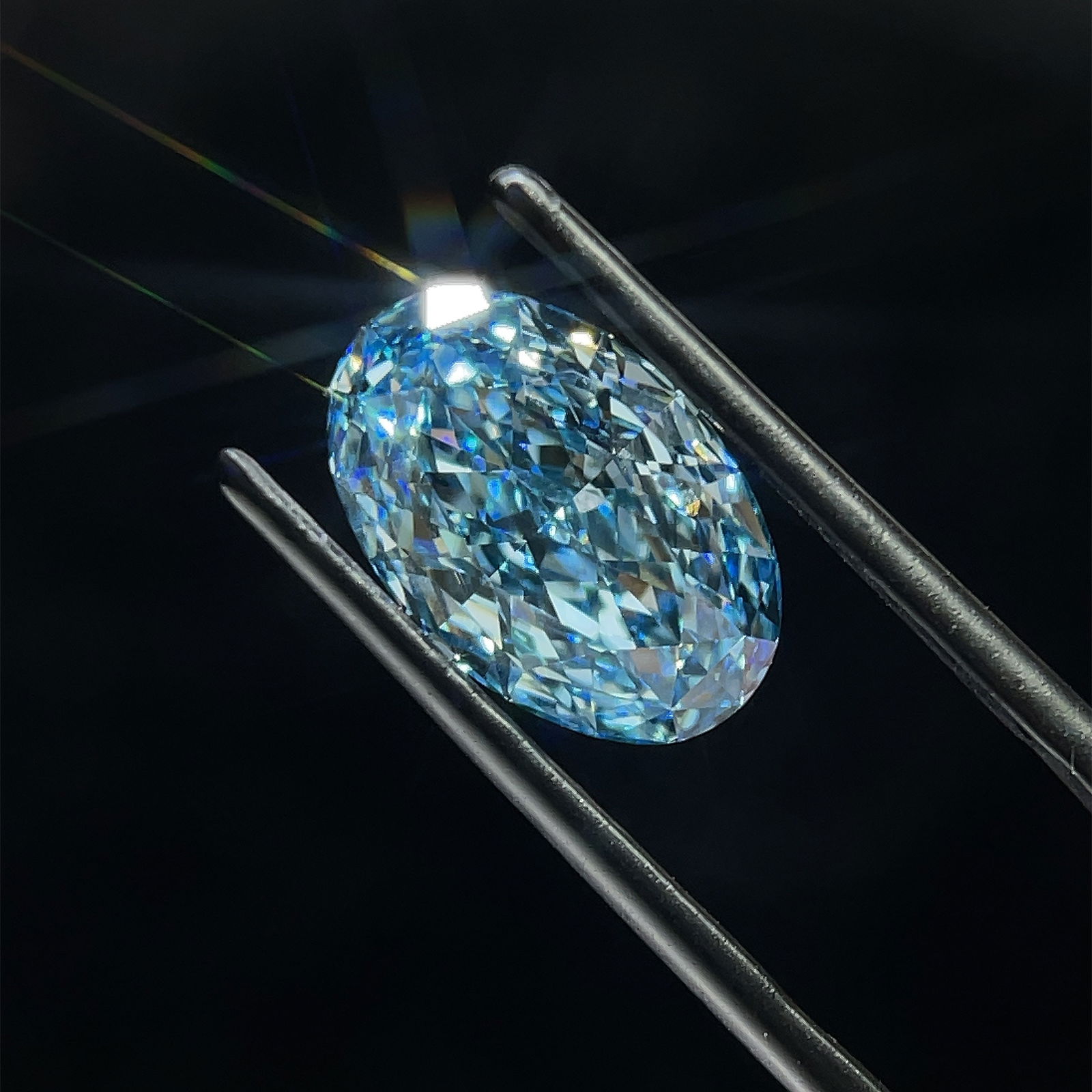Loose Lab Diamond - IGI Oval 3.77ct Fancy Vivid Blue VS1: Loose Lab Diamond - IGI Oval 3.77ct Fancy Vivid Blue VS1 This listing features Loose Lab Diamond - IGI Oval 3.77ct Fancy Vivid Blue VS1. Item specifics are provided below. Item Specifics: Source: