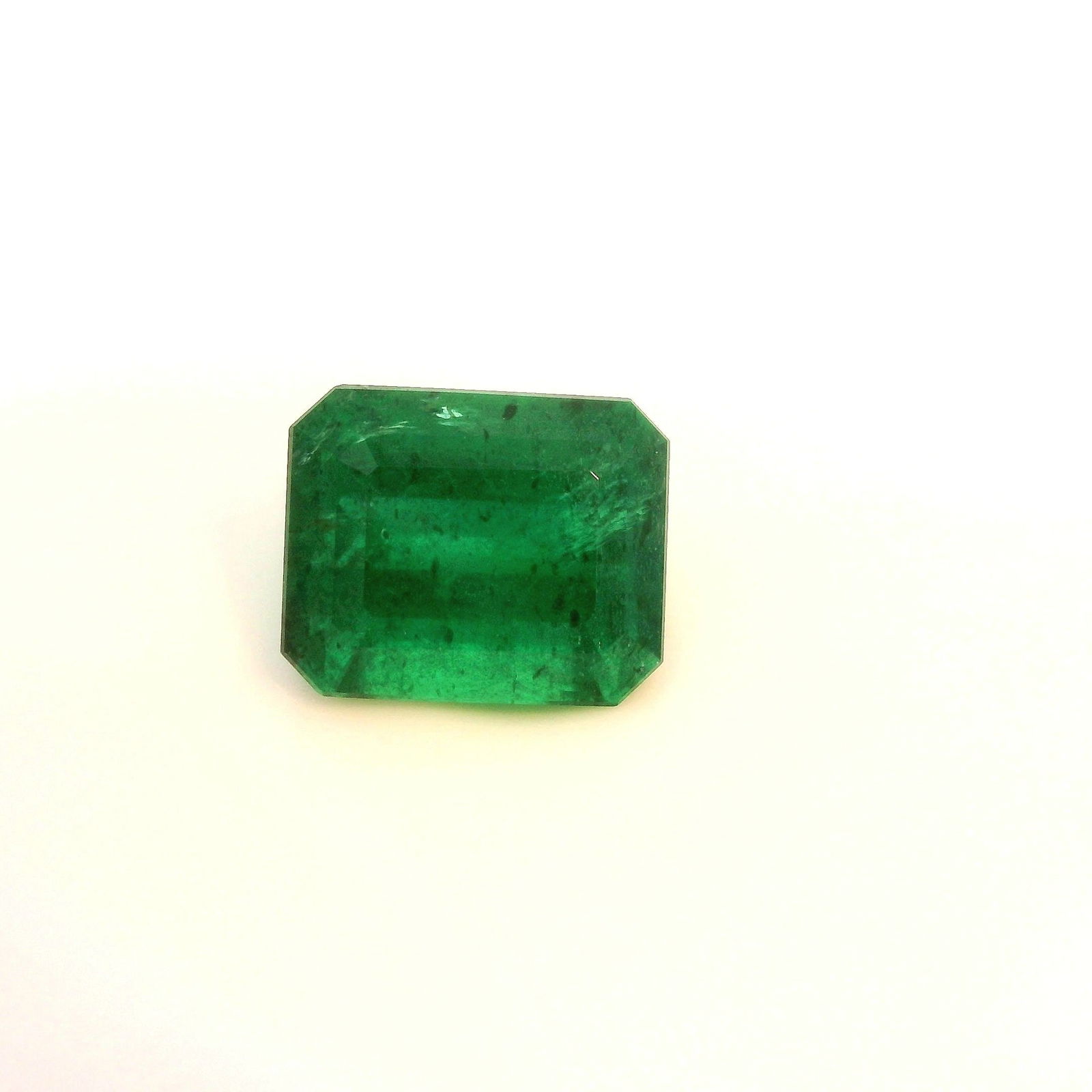 Loose Emerald Gemstone - GIA Emerald 2.25ct Green MI: Loose Emerald Gemstone - GIA Emerald 2.25ct Green MI This listing features Loose Emerald Gemstone - GIA Emerald 2.25ct Green MI. Item specifics are provided below. Item Specifics: Type: Emerald