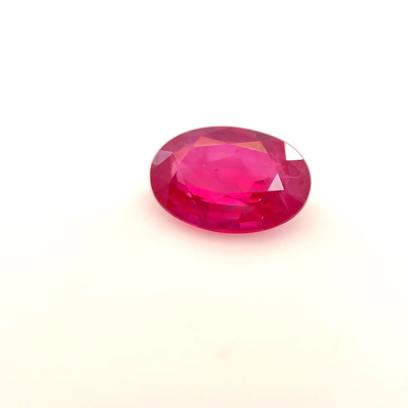 Loose Ruby Gemstone - Oval 1.04ct Red SI: Loose Ruby Gemstone - Oval 1.04ct Red SI This listing features Loose Ruby Gemstone - Oval 1.04ct Red SI. Item specifics are provided below. Item Specifics: Type: Ruby Carat: 1.04 Cut: Faceted Color: R