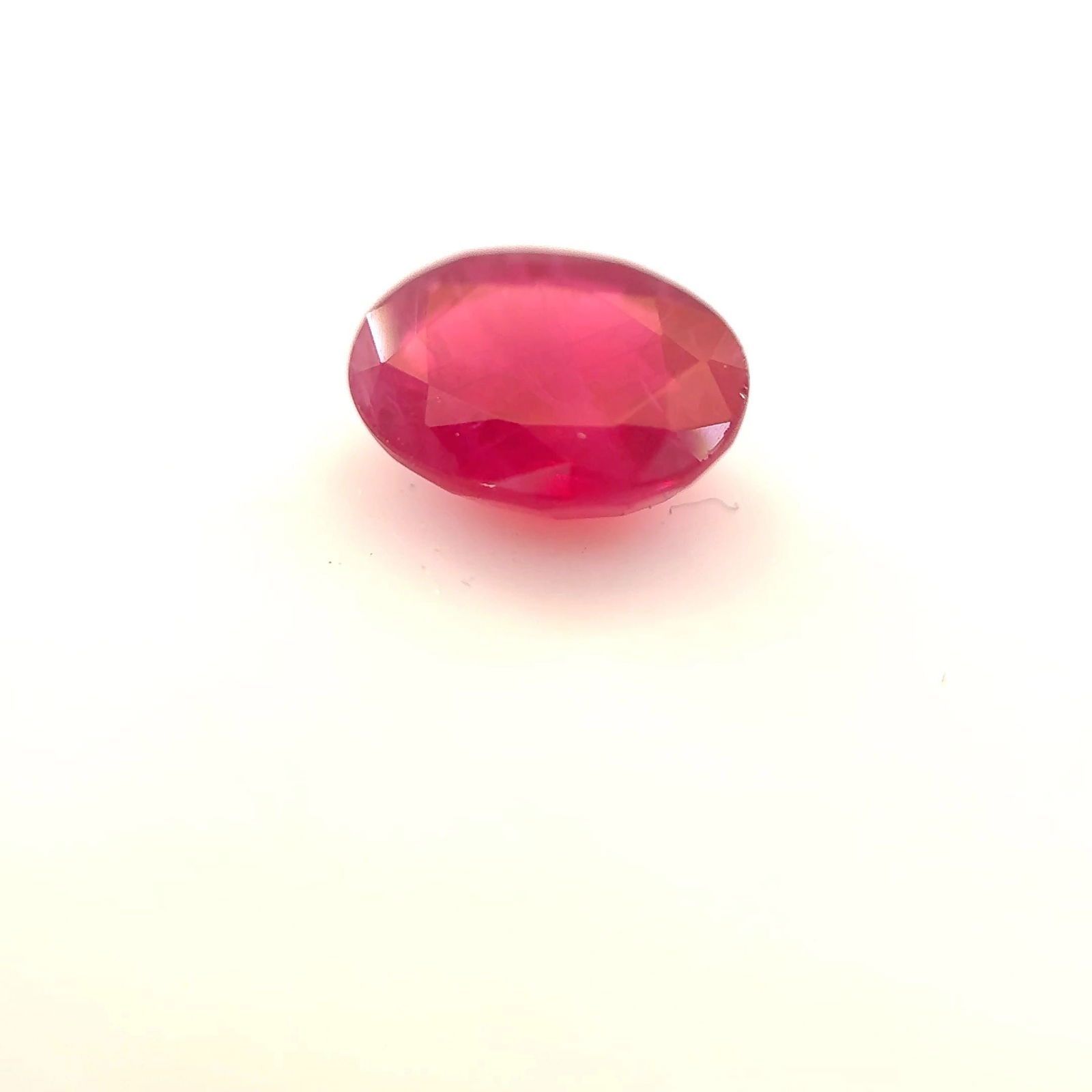 Loose Ruby Gemstone - Oval 1.07ct Red SI: Loose Ruby Gemstone - Oval 1.07ct Red SI This listing features Loose Ruby Gemstone - Oval 1.07ct Red SI. Item specifics are provided below. Item Specifics: Type: Ruby Carat: 1.07 Cut: Faceted Color: R