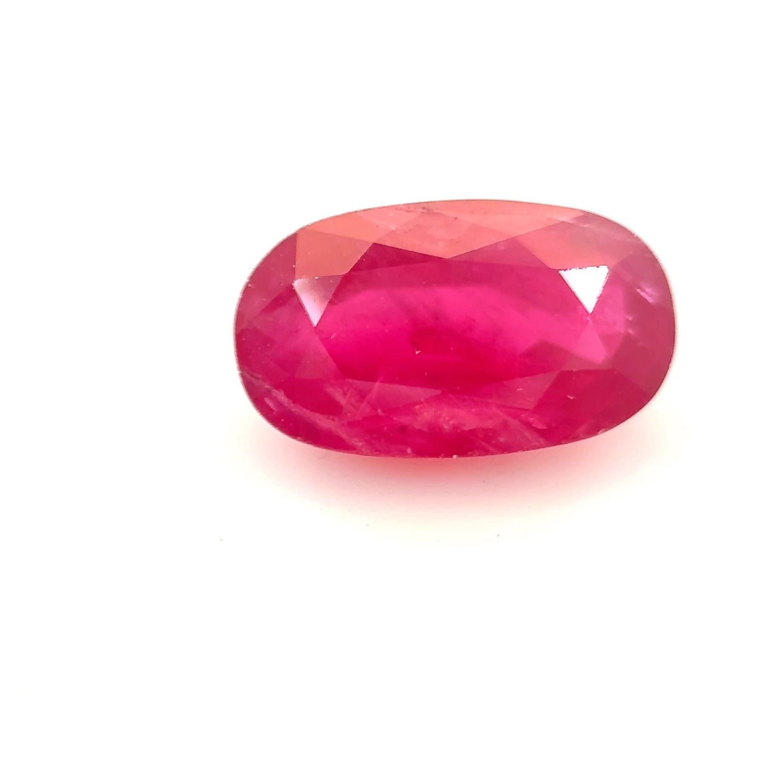 Loose Ruby Gemstone - Oval 2.81ct Red MI: Loose Ruby Gemstone - Oval 2.81ct Red MI This listing features Loose Ruby Gemstone - Oval 2.81ct Red MI. Item specifics are provided below. Item Specifics: Type: Ruby Carat: 2.81 Cut: Faceted Color: R