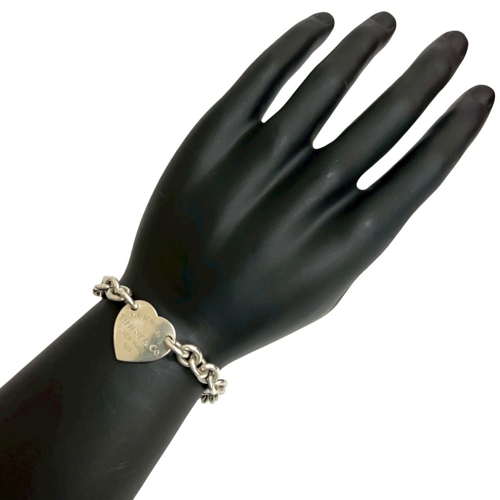 925 Tiffany Charm Bracelet Silver: 925 Tiffany Charm Bracelet Silver This listing features 925 Tiffany Charm Bracelet Silver. Item specifics are provided below. Item Specifics: Brand: Tiffany Type: Charm Bracelet Gender: Women Material