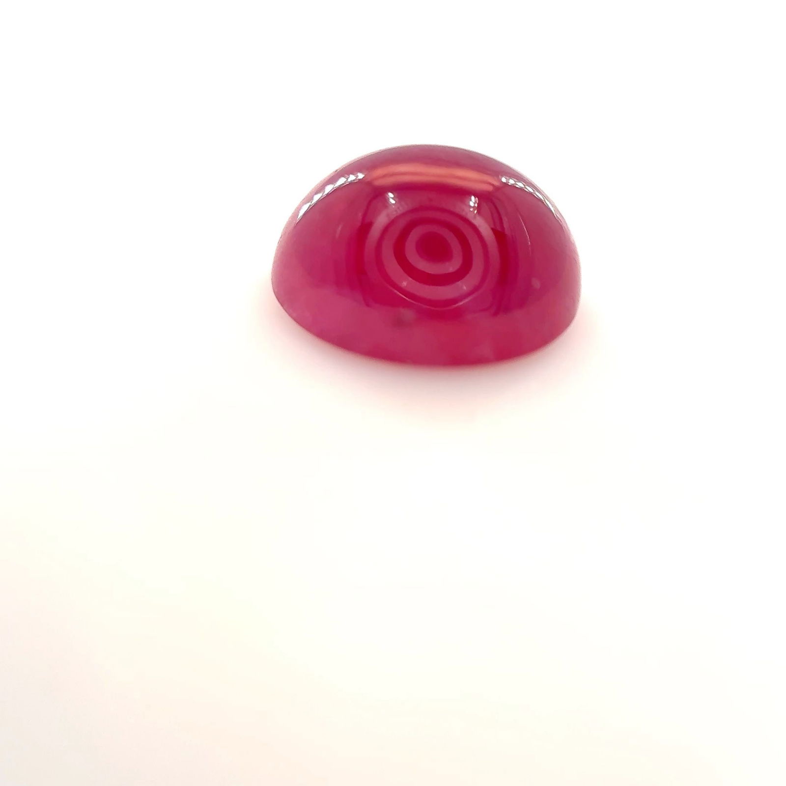 Loose Ruby Gemstone - Oval 2.25ct Red MI: Loose Ruby Gemstone - Oval 2.25ct Red MI This listing features Loose Ruby Gemstone - Oval 2.25ct Red MI. Item specifics are provided below. Item Specifics: Type: Ruby Carat: 2.25 Cut: Cabochon Color: