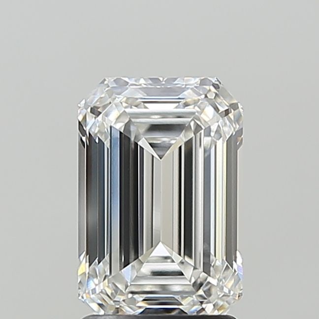 Loose Lab Diamond - IGI Emerald 2.04ct E VVS2: Loose Lab Diamond - IGI Emerald 2.04ct E VVS2 This listing features Loose Lab Diamond - IGI Emerald 2.04ct E VVS2. Item specifics are provided below. Item Specifics: Source: This Is A Real Diamond