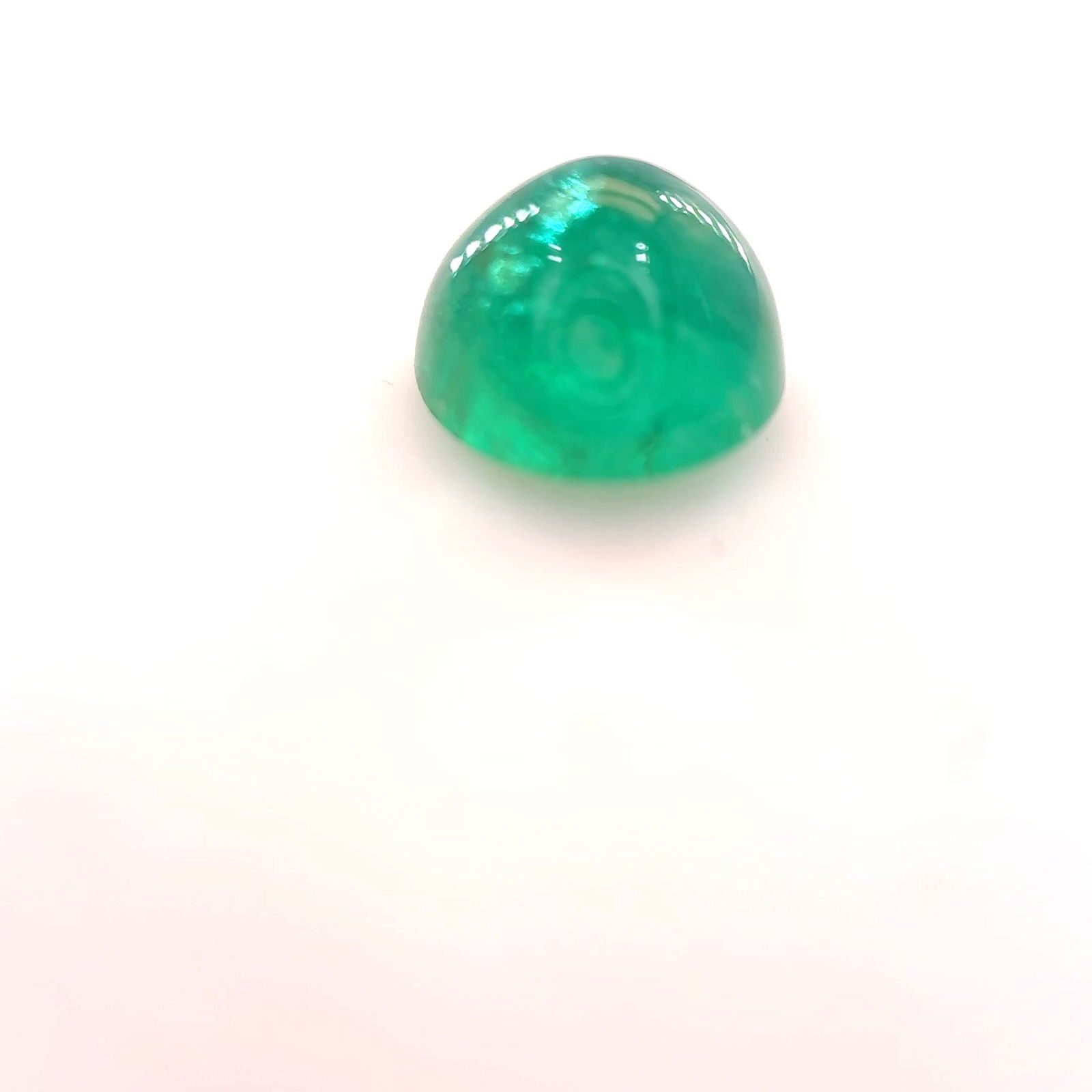 Loose Emerald Gemstone - Round 1.63ct Green MI: Loose Emerald Gemstone - Round 1.63ct Green MI This listing features Loose Emerald Gemstone - Round 1.63ct Green MI. Item specifics are provided below. Item Specifics: Type: Emerald Carat: 1.63 Cut: