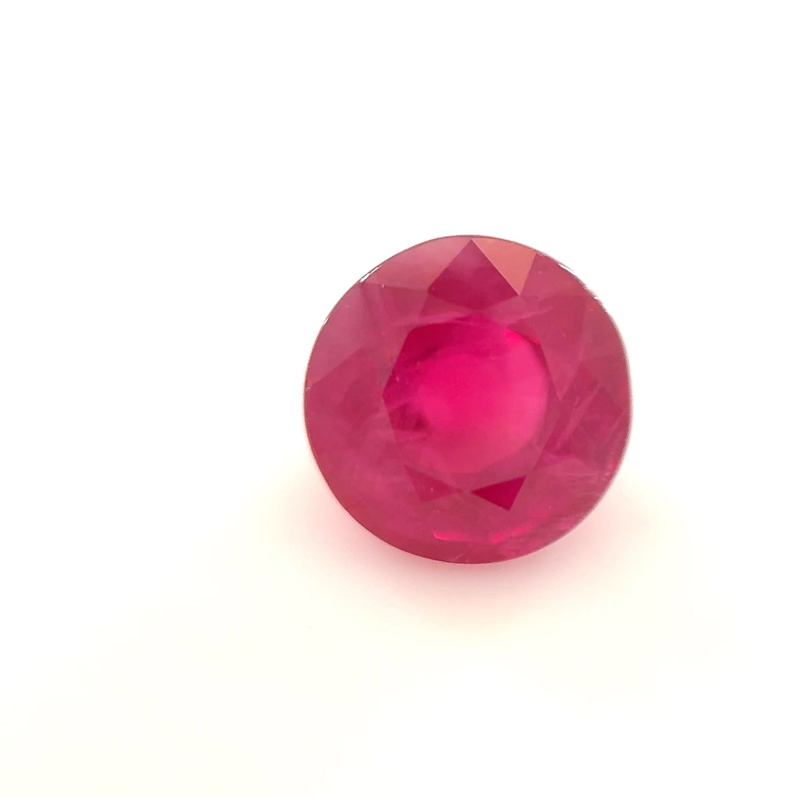 Loose Ruby Gemstone - Round 1.62ct Red SI: Loose Ruby Gemstone - Round 1.62ct Red SI This listing features Loose Ruby Gemstone - Round 1.62ct Red SI. Item specifics are provided below. Item Specifics: Type: Ruby Carat: 1.62 Cut: Faceted Color: