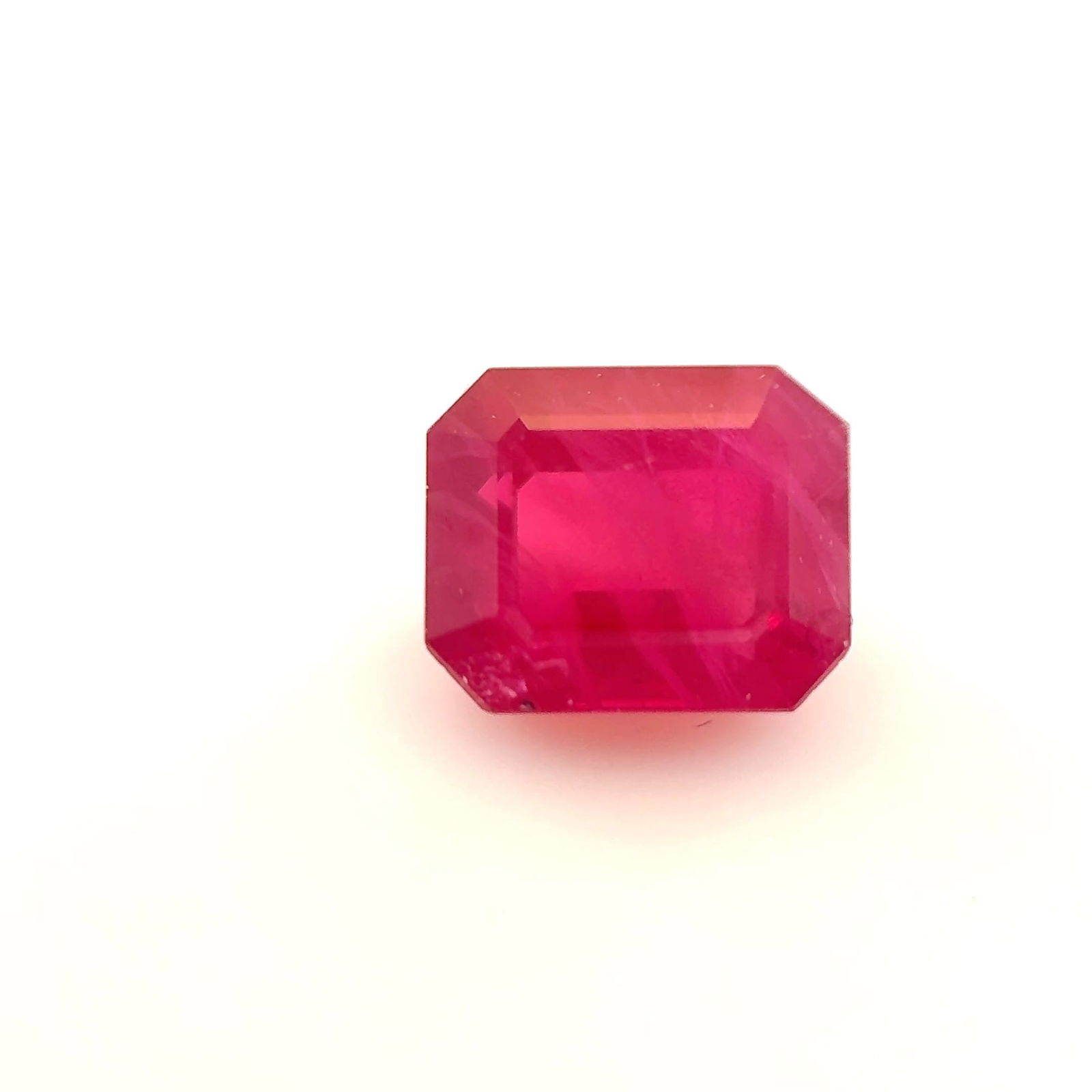 Loose Ruby Gemstone - Emerald 1.0ct Red SI: Loose Ruby Gemstone - Emerald 1.0ct Red SI This listing features Loose Ruby Gemstone - Emerald 1.0ct Red SI. Item specifics are provided below. Item Specifics: Type: Ruby Carat: 1.0 Cut: Faceted Color