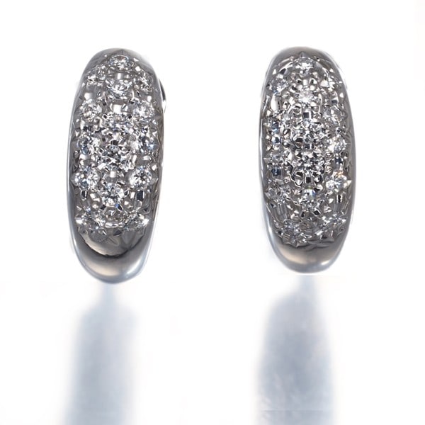 Platinum Tasaki Earrings Diamond 0.19Ct/ 0.19Ct Paved Hoop 900: Platinum Tasaki Earrings Diamond 0.19Ct/ 0.19Ct Paved Hoop 900 This listing features Platinum Tasaki Earrings Diamond 0.19Ct/ 0.19Ct Paved Hoop 900. Item specifics are provided below. Item