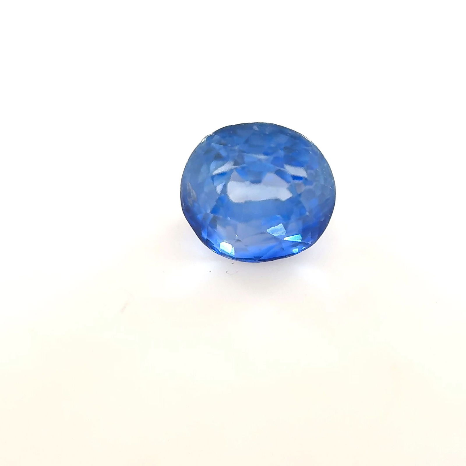Loose Sapphire Gemstone - Cushion 1.31ct Blue EC: Loose Sapphire Gemstone - Cushion 1.31ct Blue EC This listing features Loose Sapphire Gemstone - Cushion 1.31ct Blue EC. Item specifics are provided below. Item Specifics: Type: Sapphire Carat: 1.31