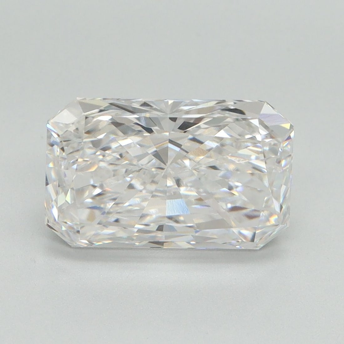 Loose Lab Diamond - IGI Radiant 3.03ct D VVS1: Loose Lab Diamond - IGI Radiant 3.03ct D VVS1 This listing features Loose Lab Diamond - IGI Radiant 3.03ct D VVS1. Item specifics are provided below. Item Specifics: Source: This Is A Real Diamond