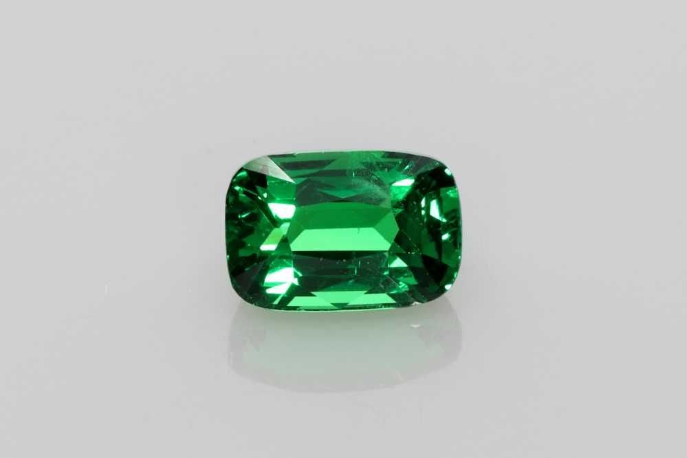 Loose Garnet Gemstone - Cushion 1.73ct Green SI (1 of 1)