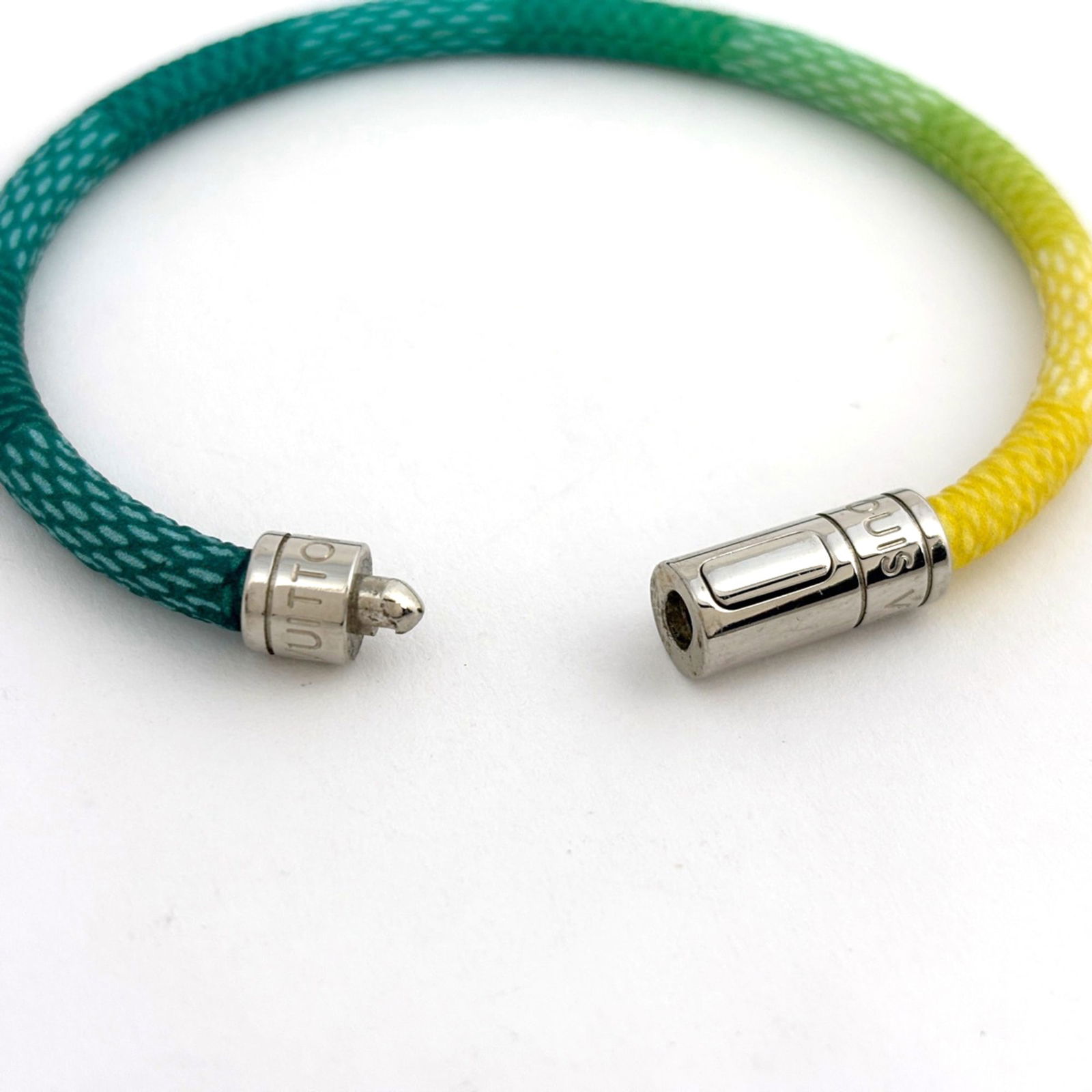 Plating Louis Vuitton Bangle Gold - 2