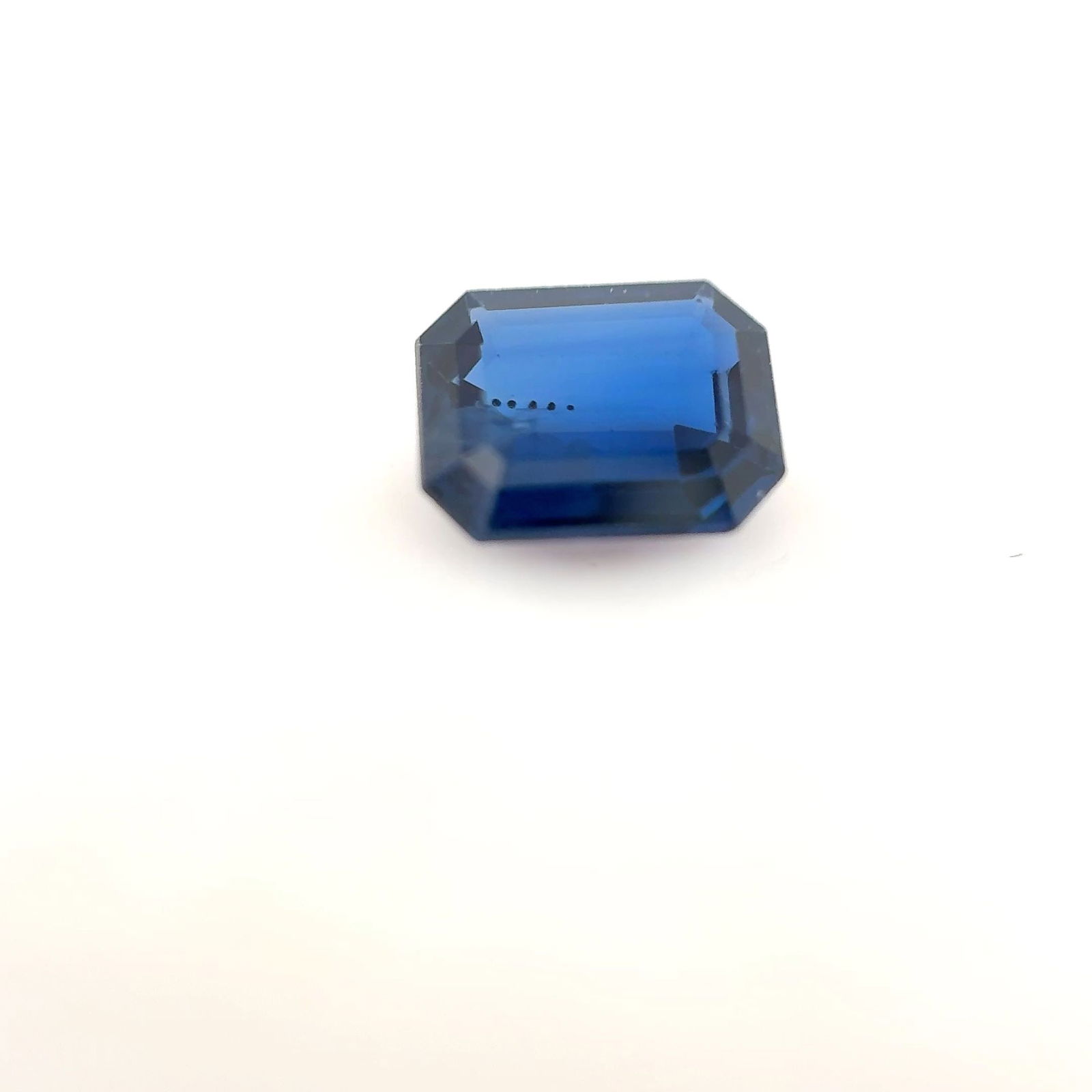 Loose Sapphire Gemstone - Emerald 1.0ct Blue MI: Loose Sapphire Gemstone - Emerald 1.0ct Blue MI This listing features Loose Sapphire Gemstone - Emerald 1.0ct Blue MI. Item specifics are provided below. Item Specifics: Type: Sapphire Carat: 1.0