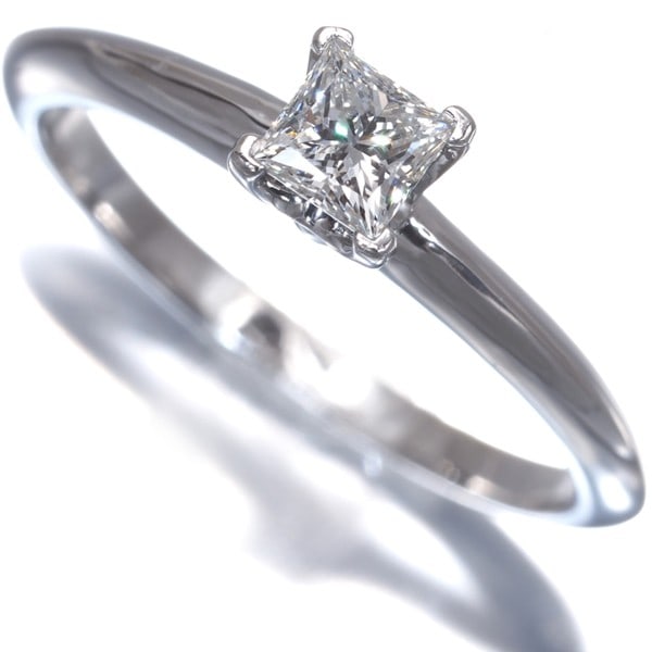950 Tiffany&Co. Ring Diamond 0.31Ct Solitaire Princess-Cut Us6.5-6.75 Pt: 950 Tiffany&Co. Ring Diamond 0.31Ct Solitaire Princess-Cut Us6.5-6.75 Pt This listing features 950 Tiffany&Co. Ring Diamond 0.31Ct Solitaire Princess-Cut Us6.5-6.75 Pt. Item specifics are provided