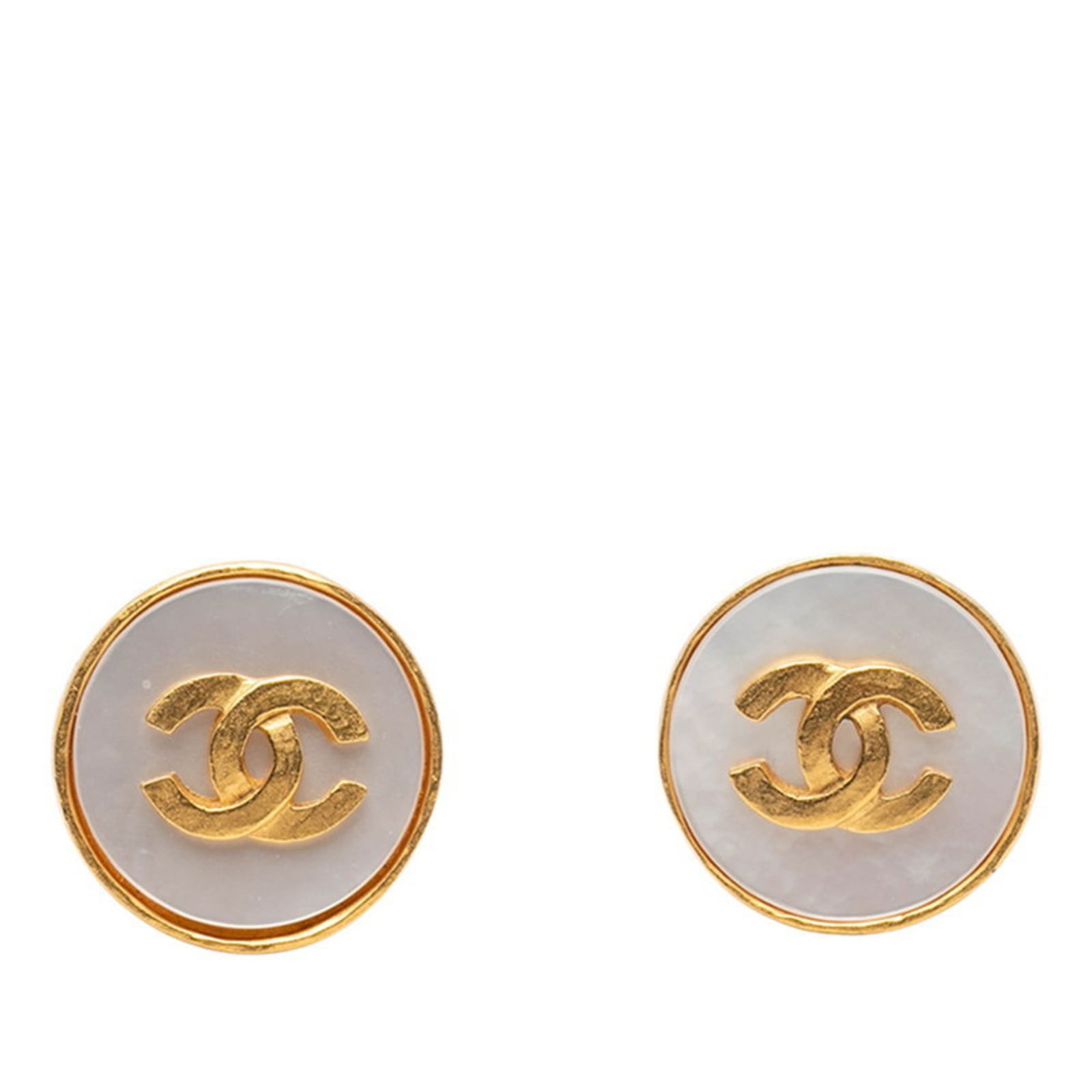 Shell - Chanel Clip Earrings Gold Plating: Shell - Chanel Clip Earrings Gold Plating This listing features Shell - Chanel Clip Earrings Gold Plating. Item specifics are provided below. Item Specifics: Brand: Chanel Type: Clip Earrings Gender: