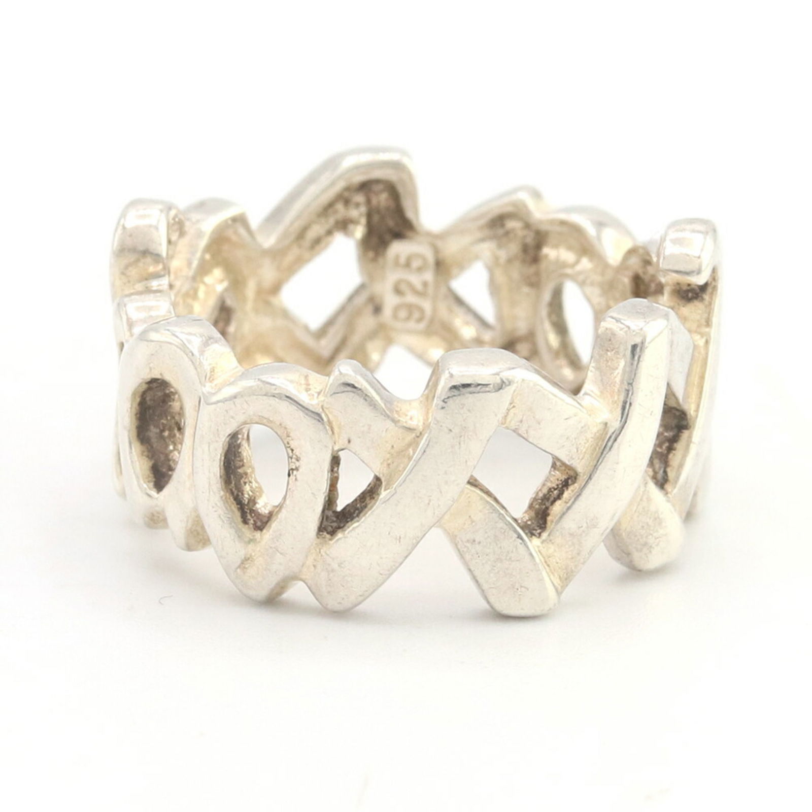 US Size 6/ 11, Women's - Tiffany & Co. Paloma Picasso Love Kiss Ring in Sterling Silver (925): US Size 6/ 11, Women's - Tiffany & Co. Paloma Picasso Love Kiss Ring in Sterling Silver (925) This listing features US Size 6/ 11, Women's - Tiffany & Co. Paloma Picasso Love Kiss Ring in Sterling