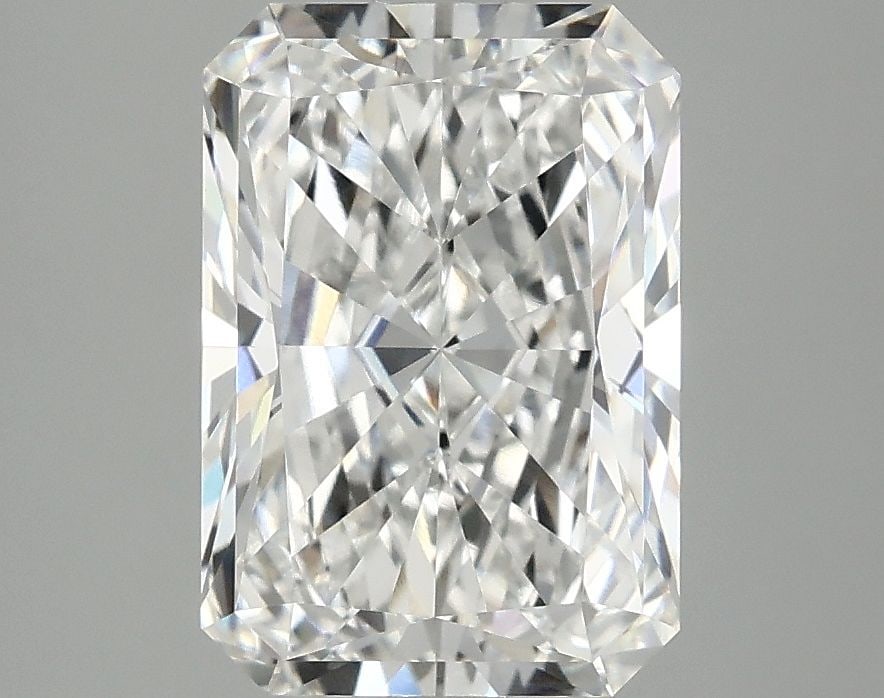 Loose Lab Diamond - IGI Radiant 3.06ct E VVS2: Loose Lab Diamond - IGI Radiant 3.06ct E VVS2 This listing features Loose Lab Diamond - IGI Radiant 3.06ct E VVS2. Item specifics are provided below. Item Specifics: Source: This Is A Real Diamond