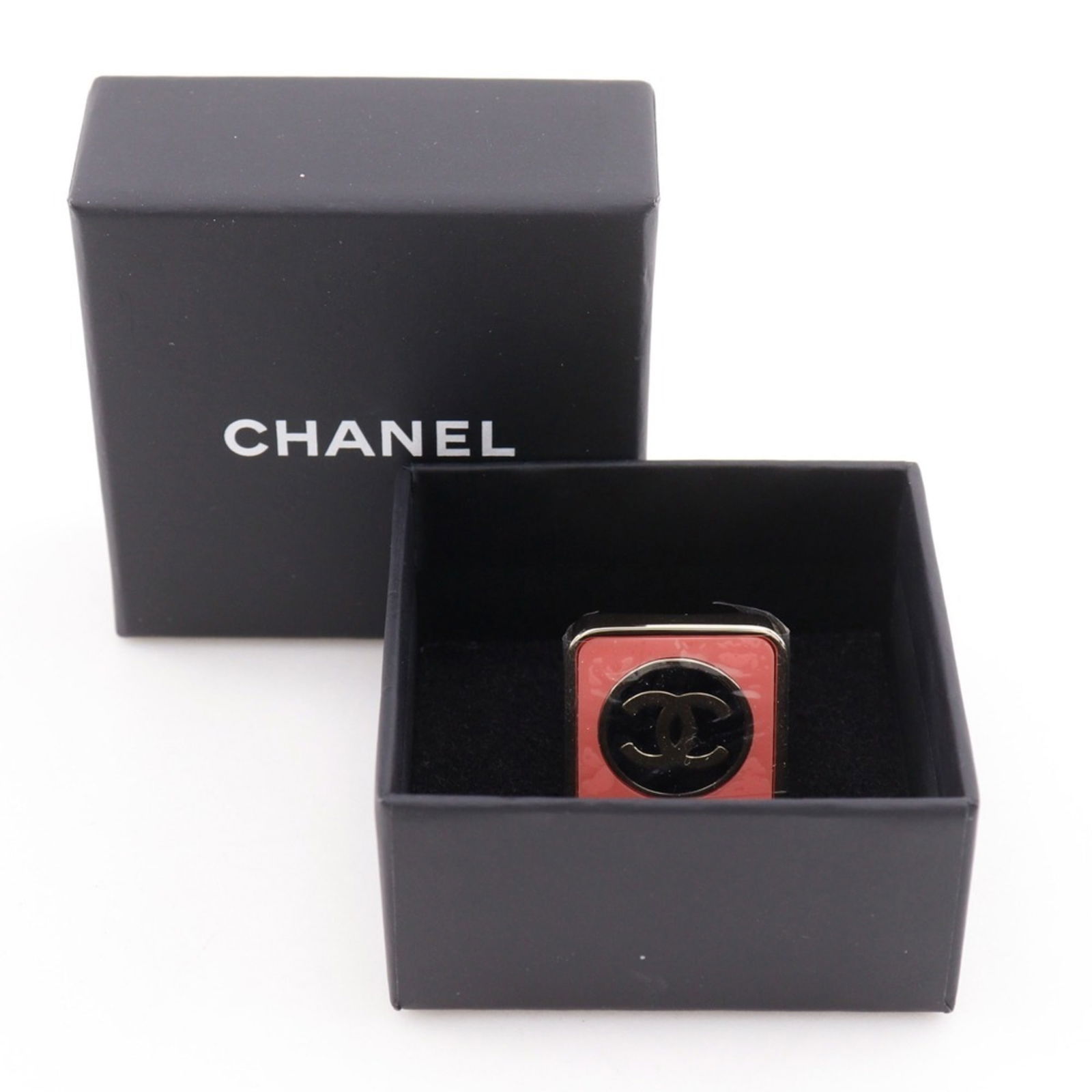 Metal Chanel Band Ring - 6