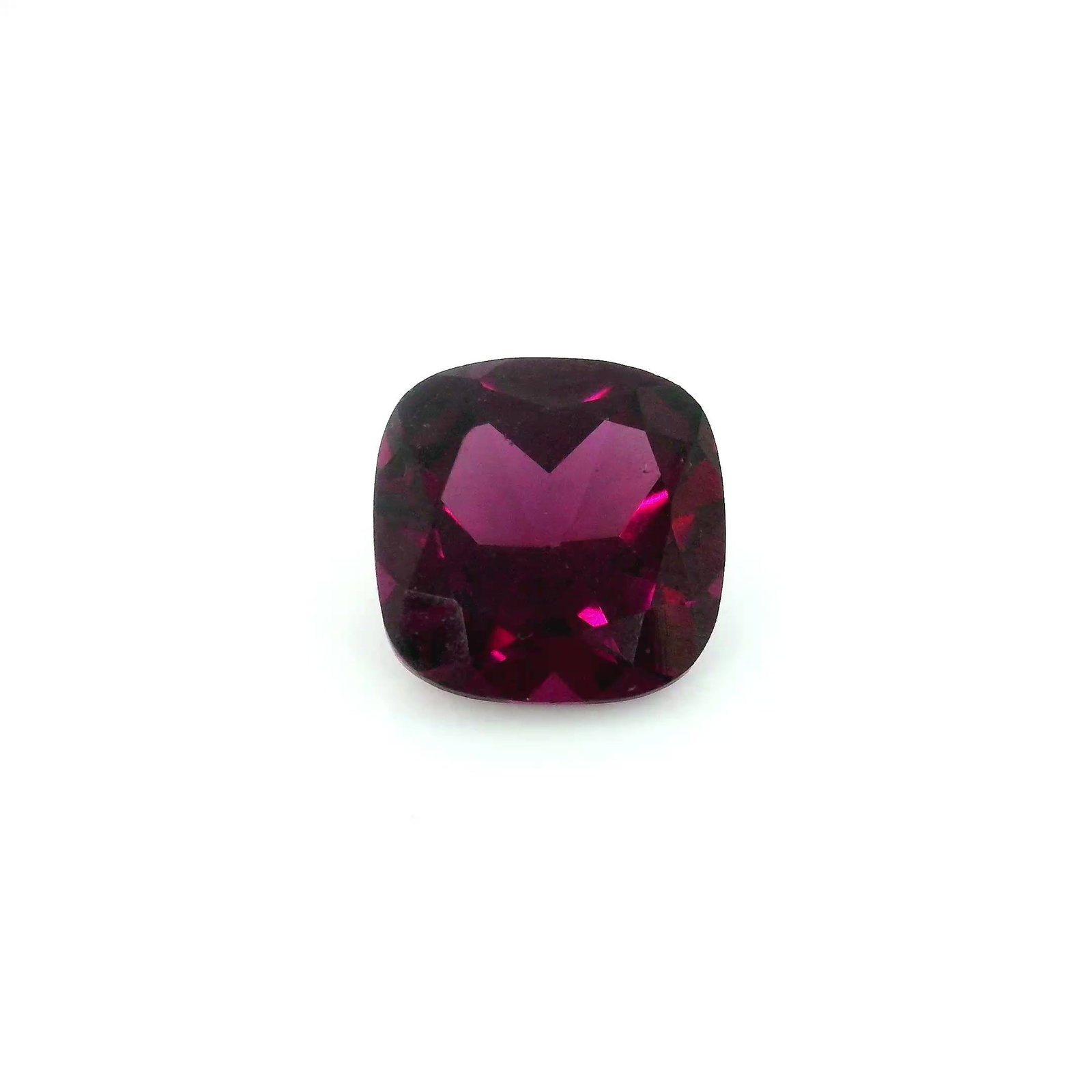 Loose Garnet Gemstone - GSI Cushion 2.54ct Purple EC: Loose Garnet Gemstone - GSI Cushion 2.54ct Purple EC This listing features Loose Garnet Gemstone - GSI Cushion 2.54ct Purple EC. Item specifics are provided below. Item Specifics: Type: Garnet Carat:
