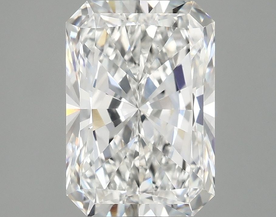 Loose Lab Diamond - IGI Radiant 3.1ct E VS1 (1 of 1)
