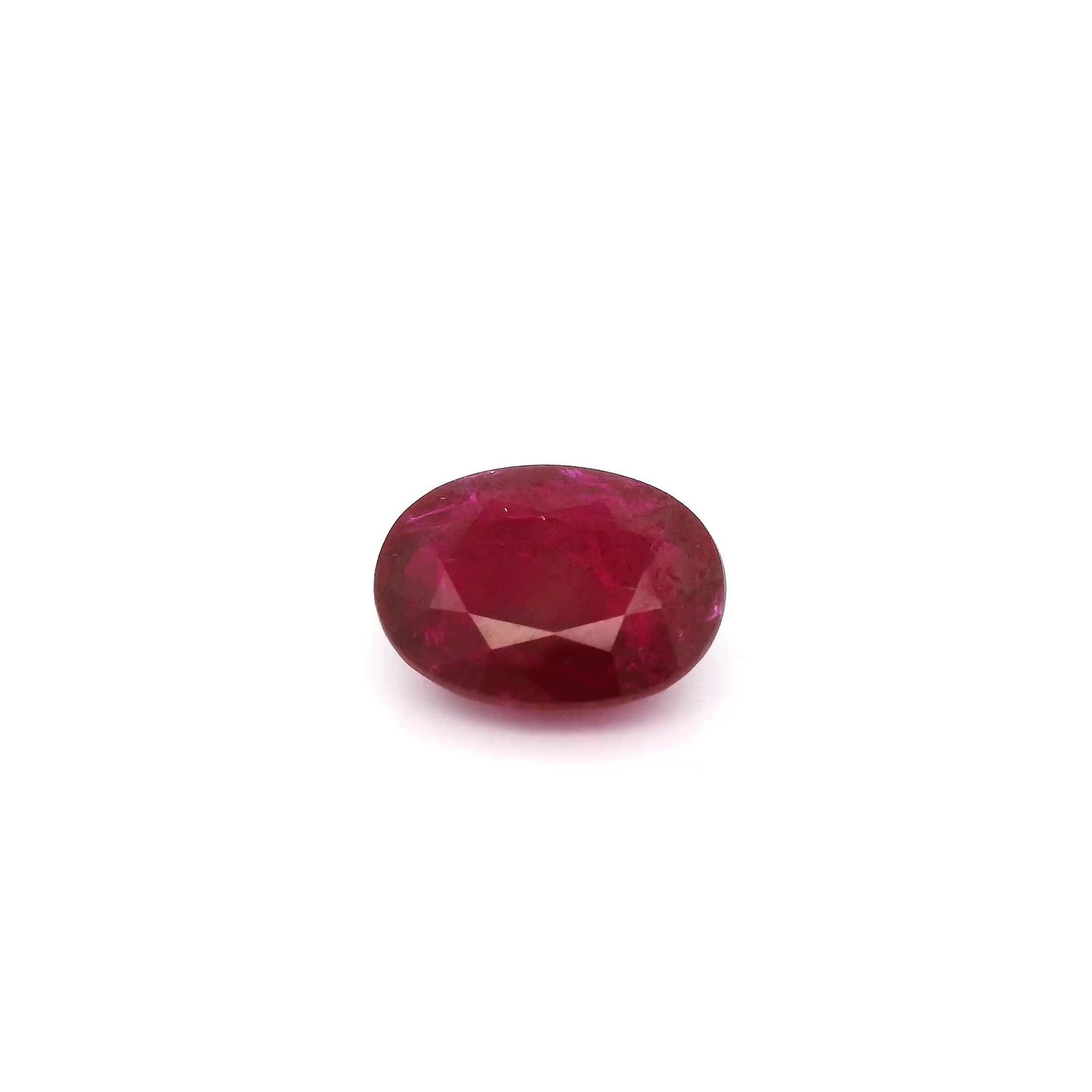 Loose Ruby Gemstone - GSI Oval 1.59ct Red SI: Loose Ruby Gemstone - GSI Oval 1.59ct Red SI This listing features Loose Ruby Gemstone - GSI Oval 1.59ct Red SI. Item specifics are provided below. Item Specifics: Type: Ruby Carat: 1.59 Cut: Faceted
