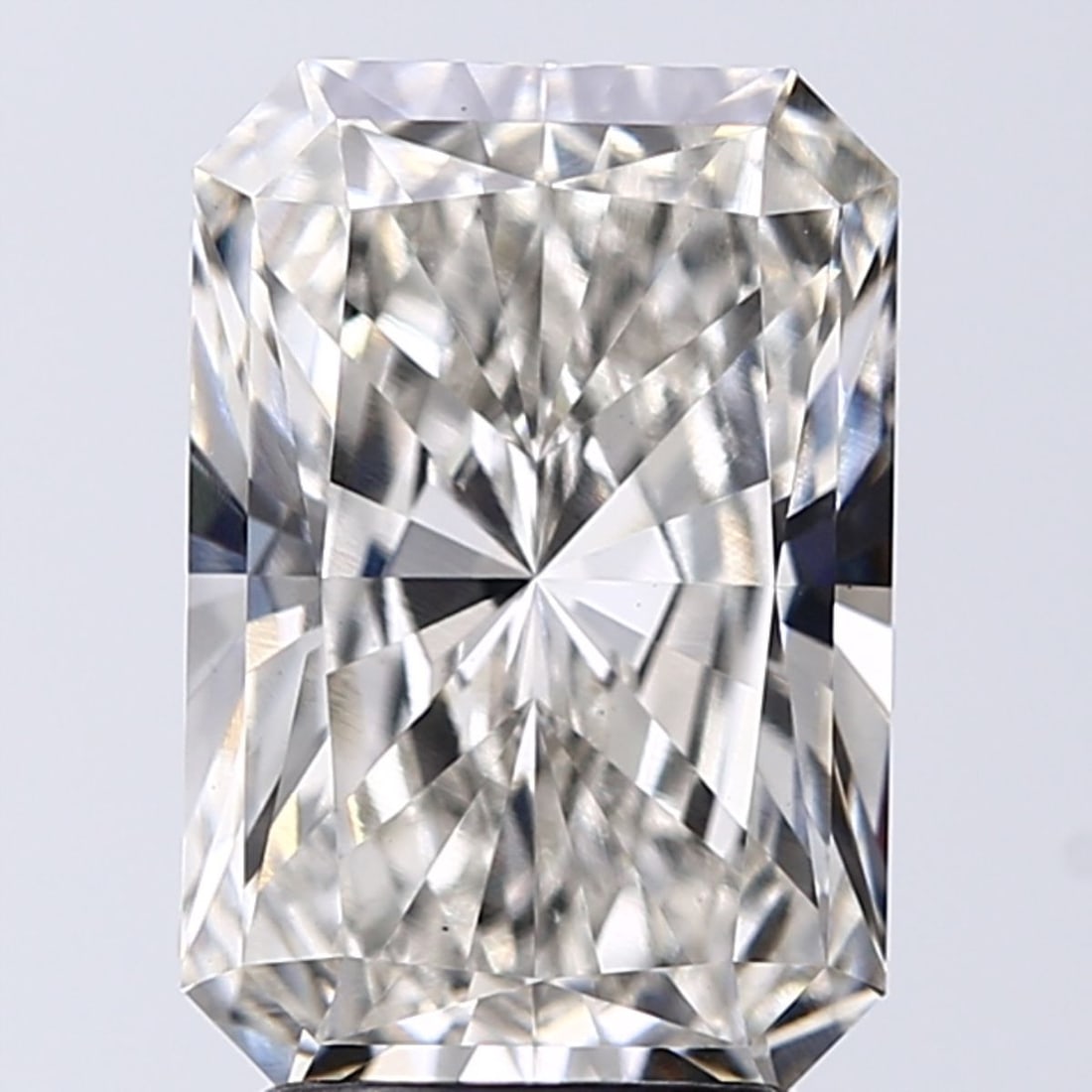 Loose Lab Diamond - IGI Radiant 3.31ct H VS1: Loose Lab Diamond - IGI Radiant 3.31ct H VS1 This listing features Loose Lab Diamond - IGI Radiant 3.31ct H VS1. Item specifics are provided below. Item Specifics: Source: This Is A Real Diamond
