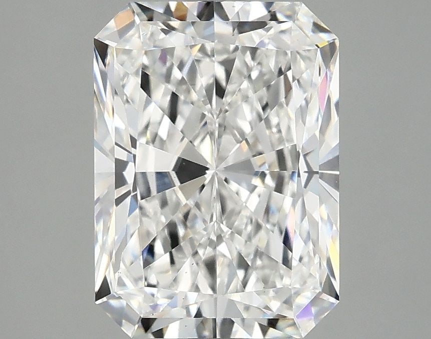 Loose Lab Diamond - IGI Radiant 3.1ct E VS1: Loose Lab Diamond - IGI Radiant 3.1ct E VS1 This listing features Loose Lab Diamond - IGI Radiant 3.1ct E VS1. Item specifics are provided below. Item Specifics: Source: This Is A Real Diamond Grown