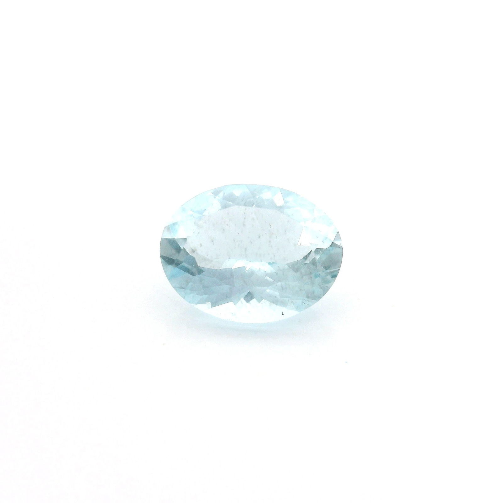 Loose Aquamarine Gemstone - GSI Oval 1.59ct Blue EC: Loose Aquamarine Gemstone - GSI Oval 1.59ct Blue EC This listing features Loose Aquamarine Gemstone - GSI Oval 1.59ct Blue EC. Item specifics are provided below. Item Specifics: Type: Aquamarine
