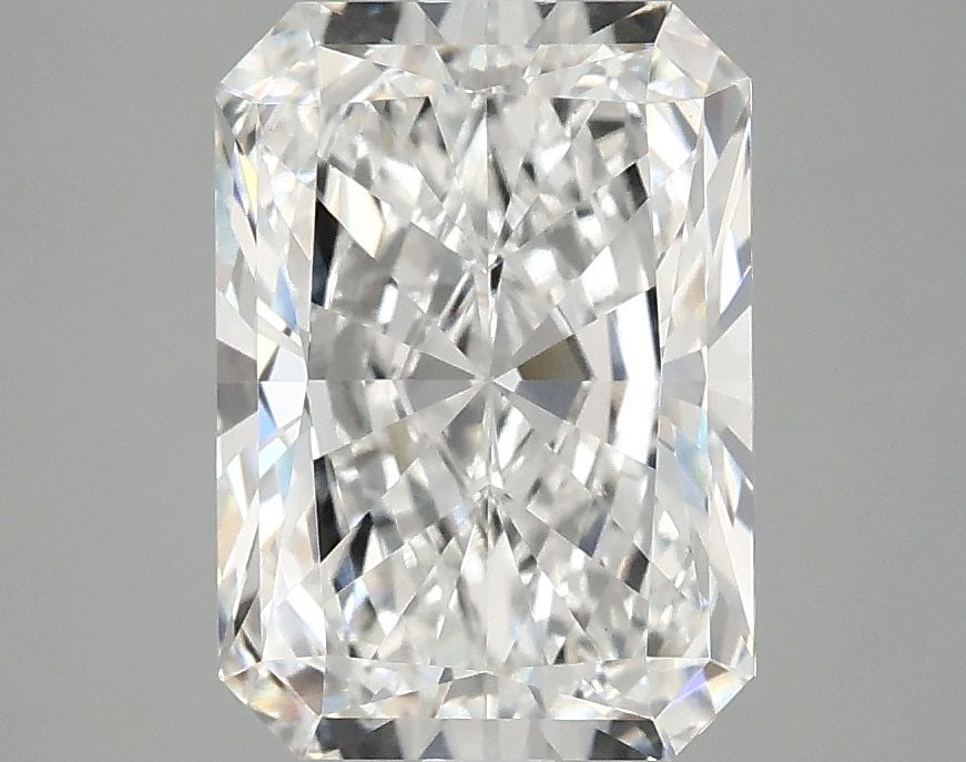 Loose Lab Diamond - IGI Radiant 3.04ct E VVS2: Loose Lab Diamond - IGI Radiant 3.04ct E VVS2 This listing features Loose Lab Diamond - IGI Radiant 3.04ct E VVS2. Item specifics are provided below. Item Specifics: Source: This Is A Real Diamond