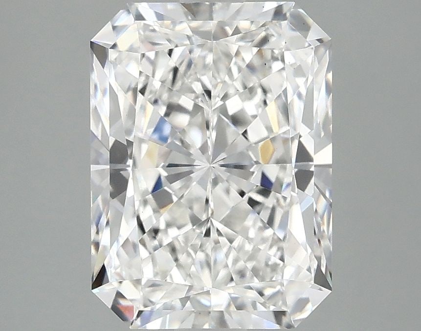 Loose Lab Diamond - IGI Radiant 3.08ct E VS1: Loose Lab Diamond - IGI Radiant 3.08ct E VS1 This listing features Loose Lab Diamond - IGI Radiant 3.08ct E VS1. Item specifics are provided below. Item Specifics: Source: This Is A Real Diamond