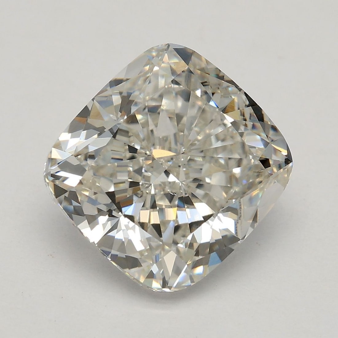 Loose Lab Diamond - IGI Cushion Brilliant 3.51ct G VVS2: Loose Lab Diamond - IGI Cushion Brilliant 3.51ct G VVS2 This listing features Loose Lab Diamond - IGI Cushion Brilliant 3.51ct G VVS2. Item specifics are provided below. Item Specifics: Source: This