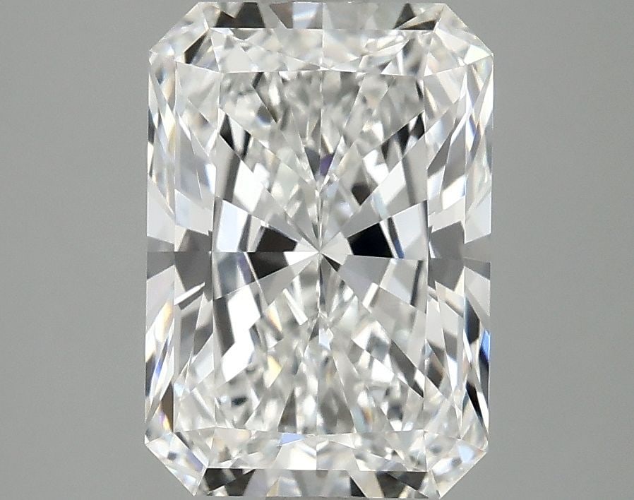 Loose Lab Diamond - IGI Radiant 3.04ct E VVS2: Loose Lab Diamond - IGI Radiant 3.04ct E VVS2 This listing features Loose Lab Diamond - IGI Radiant 3.04ct E VVS2. Item specifics are provided below. Item Specifics: Source: This Is A Real Diamond