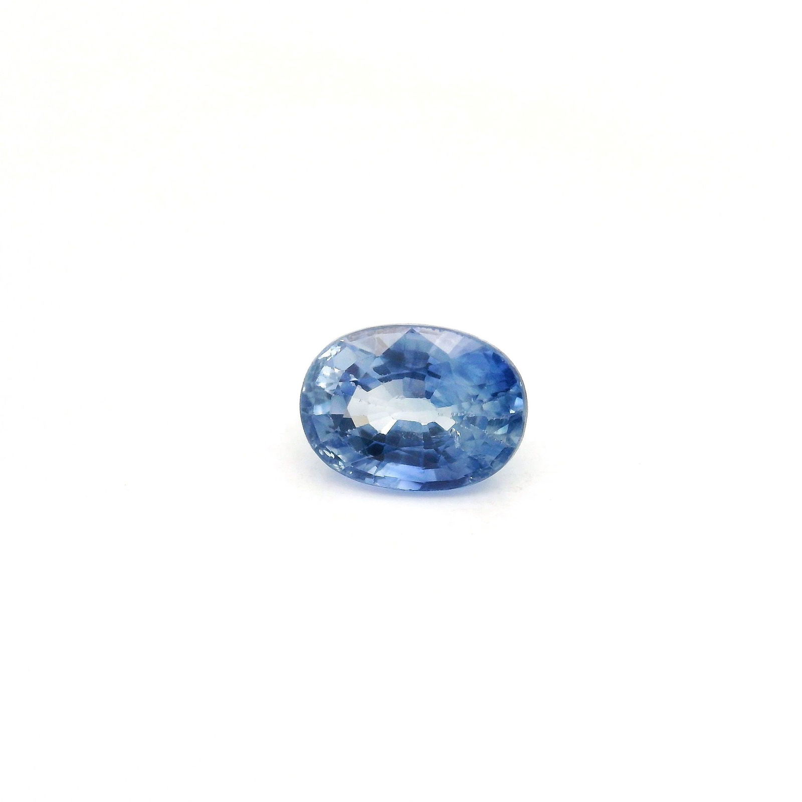Loose Sapphire Gemstone - GSI Oval 1.29ct Blue SI: Loose Sapphire Gemstone - GSI Oval 1.29ct Blue SI This listing features Loose Sapphire Gemstone - GSI Oval 1.29ct Blue SI. Item specifics are provided below. Item Specifics: Type: Sapphire Carat:
