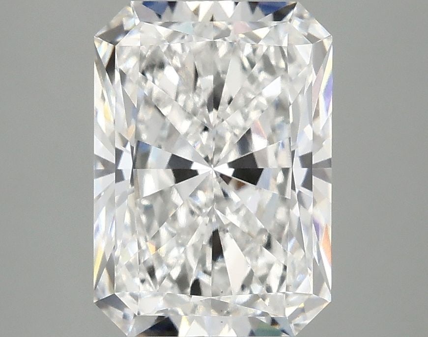 Loose Lab Diamond - IGI Radiant 3.03ct E VS1: Loose Lab Diamond - IGI Radiant 3.03ct E VS1 This listing features Loose Lab Diamond - IGI Radiant 3.03ct E VS1. Item specifics are provided below. Item Specifics: Source: This Is A Real Diamond