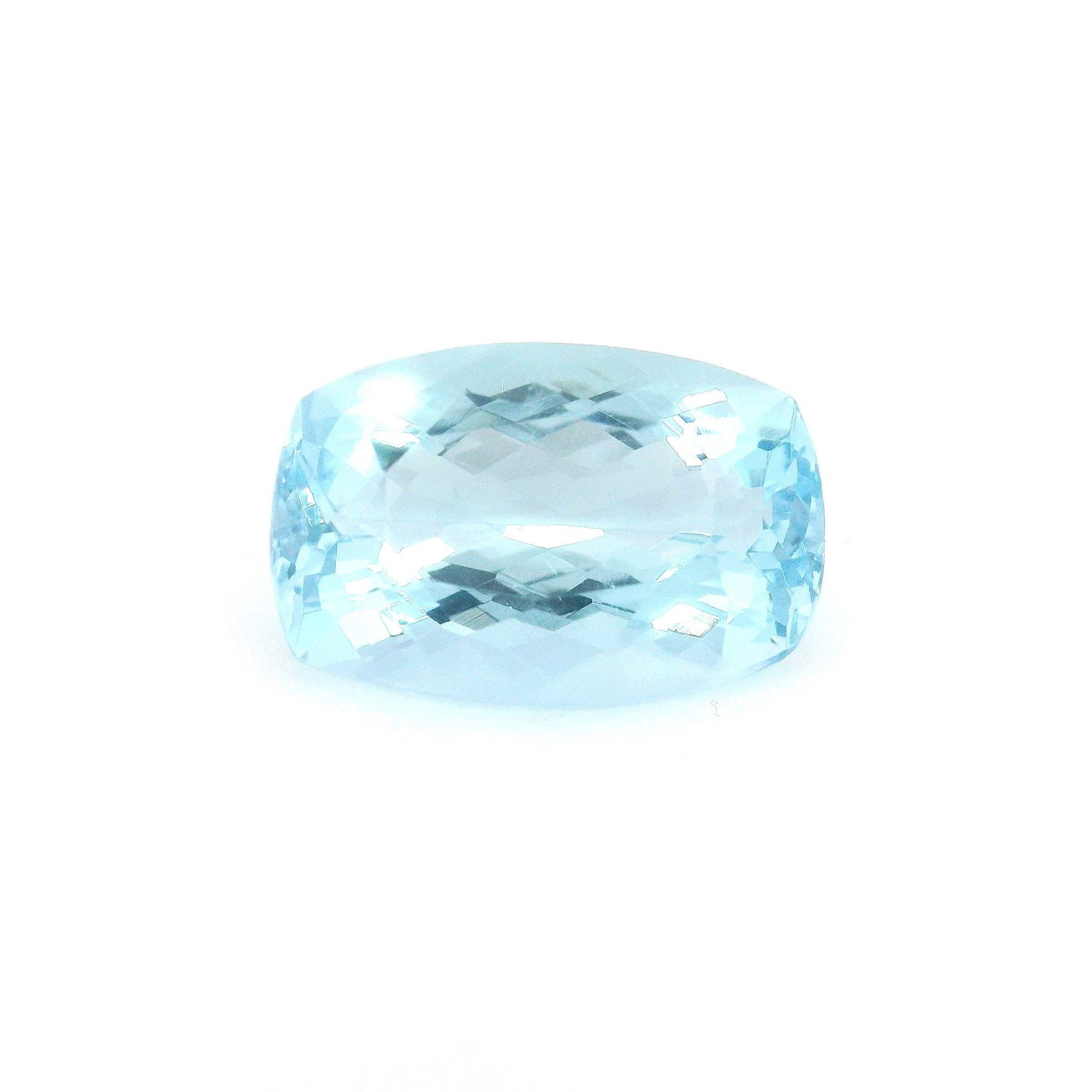 Loose Aquamarine Gemstone - GSI Cushion 3.59ct Blue EC: Loose Aquamarine Gemstone - GSI Cushion 3.59ct Blue EC This listing features Loose Aquamarine Gemstone - GSI Cushion 3.59ct Blue EC. Item specifics are provided below. Item Specifics: Type:
