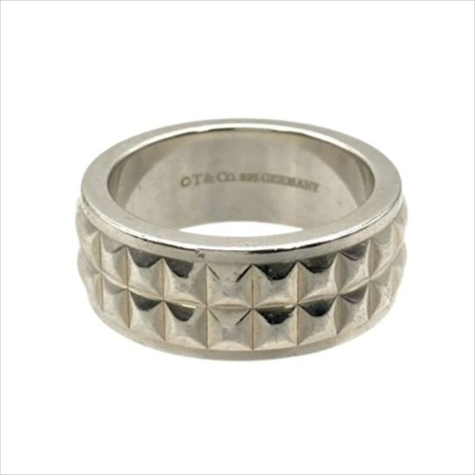 925 Tiffany Band Ring Silver: 925 Tiffany Band Ring Silver This listing features 925 Tiffany Band Ring Silver. Item specifics are provided below. Item Specifics: Brand: Tiffany Type: Band Ring Gender: Women Color: Silver