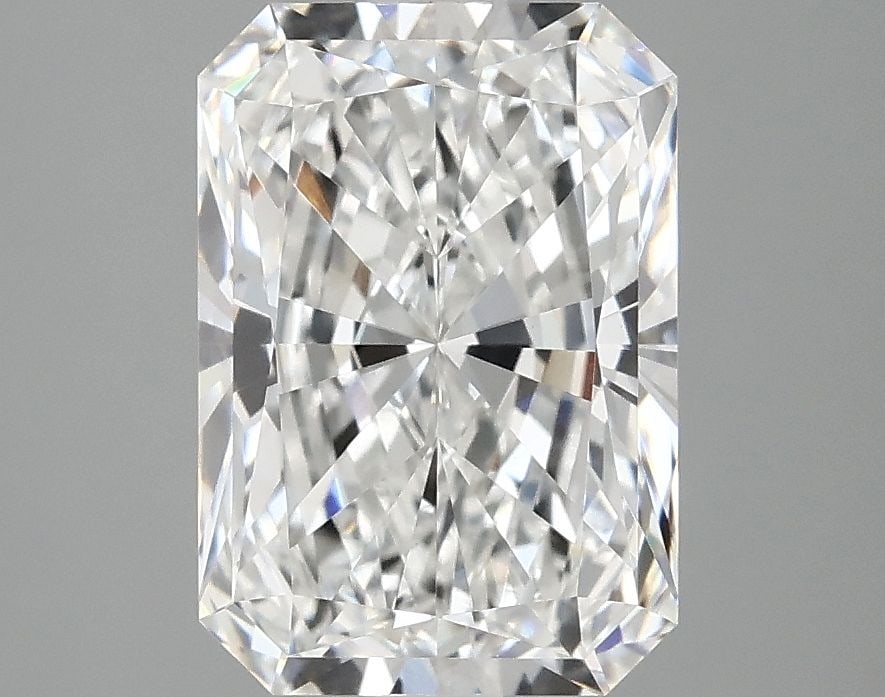 Loose Lab Diamond - IGI Radiant 3.04ct E VVS2: Loose Lab Diamond - IGI Radiant 3.04ct E VVS2 This listing features Loose Lab Diamond - IGI Radiant 3.04ct E VVS2. Item specifics are provided below. Item Specifics: Source: This Is A Real Diamond