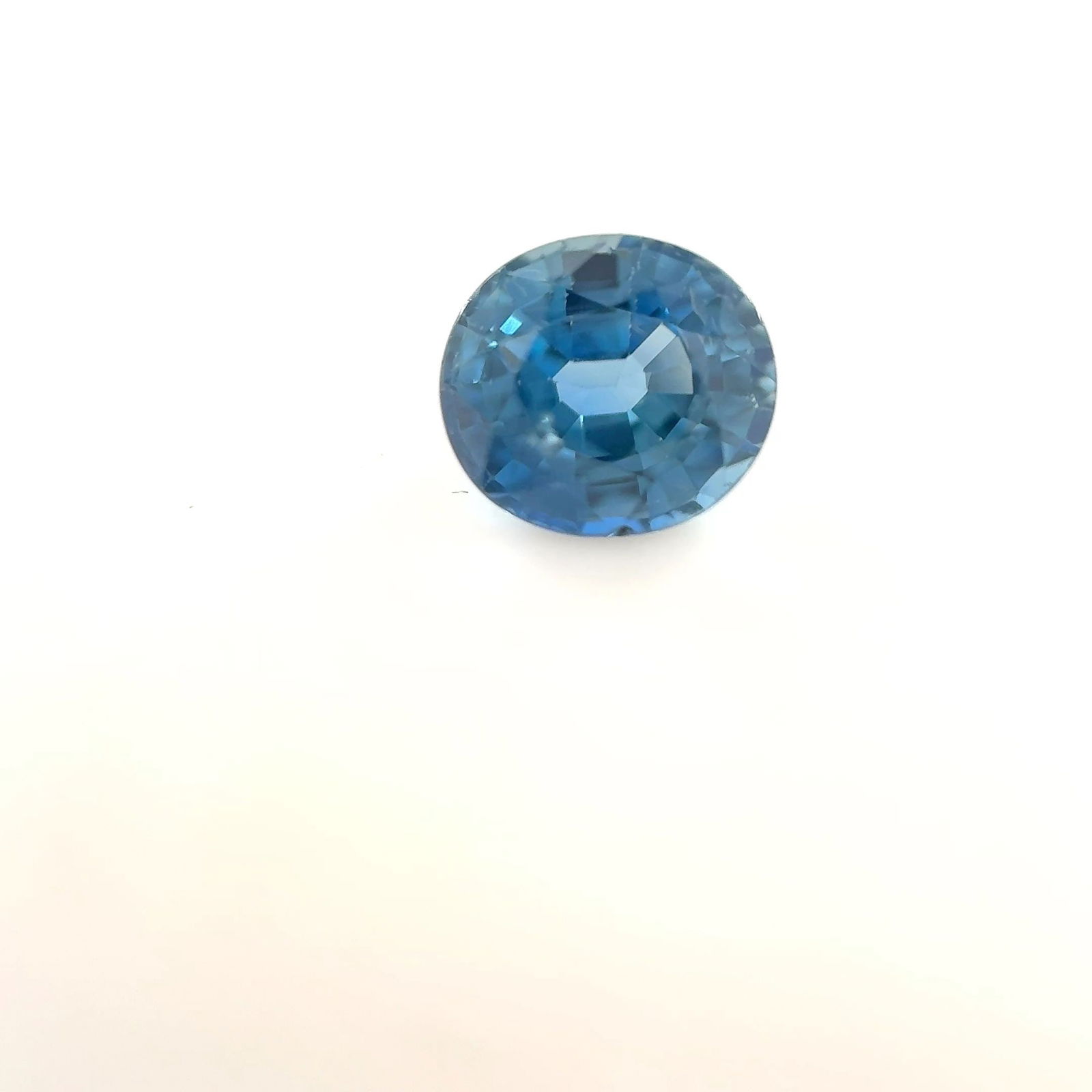 Loose Sapphire Gemstone - Oval 1.64ct Blue SI: Loose Sapphire Gemstone - Oval 1.64ct Blue SI This listing features Loose Sapphire Gemstone - Oval 1.64ct Blue SI. Item specifics are provided below. Item Specifics: Type: Sapphire Carat: 1.64 Cut:
