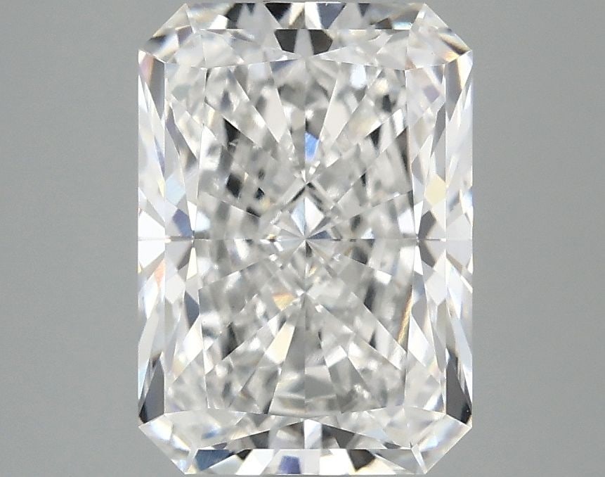 Loose Lab Diamond - IGI Radiant 3.03ct E VS1: Loose Lab Diamond - IGI Radiant 3.03ct E VS1 This listing features Loose Lab Diamond - IGI Radiant 3.03ct E VS1. Item specifics are provided below. Item Specifics: Source: This Is A Real Diamond