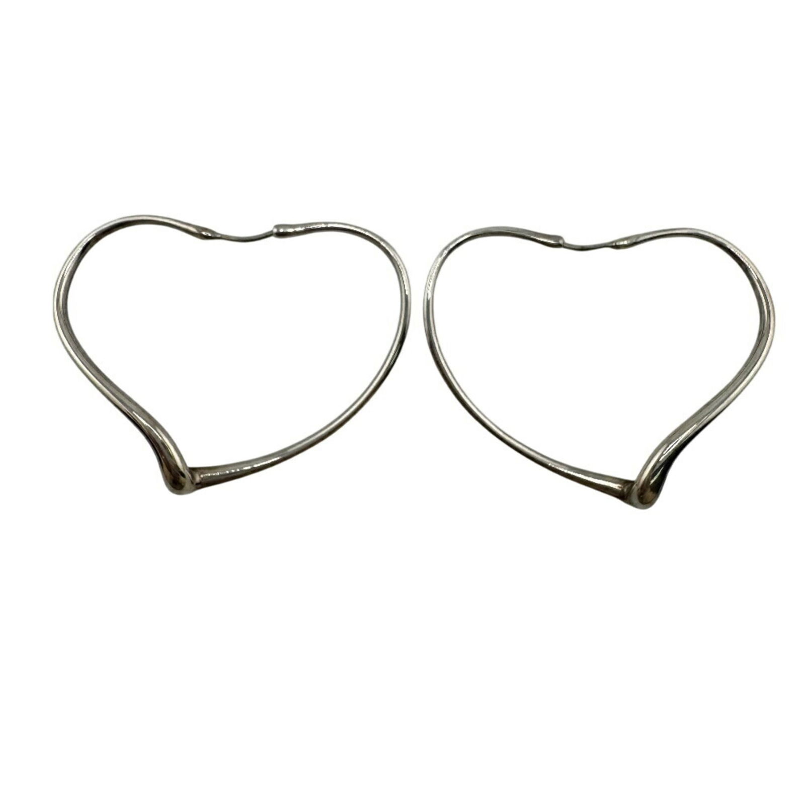 925 Tiffany Stud Earrings Silver: 925 Tiffany Stud Earrings Silver This listing features 925 Tiffany Stud Earrings Silver. Item specifics are provided below. Item Specifics: Brand: Tiffany Type: Stud Earrings Gender: Women Material: