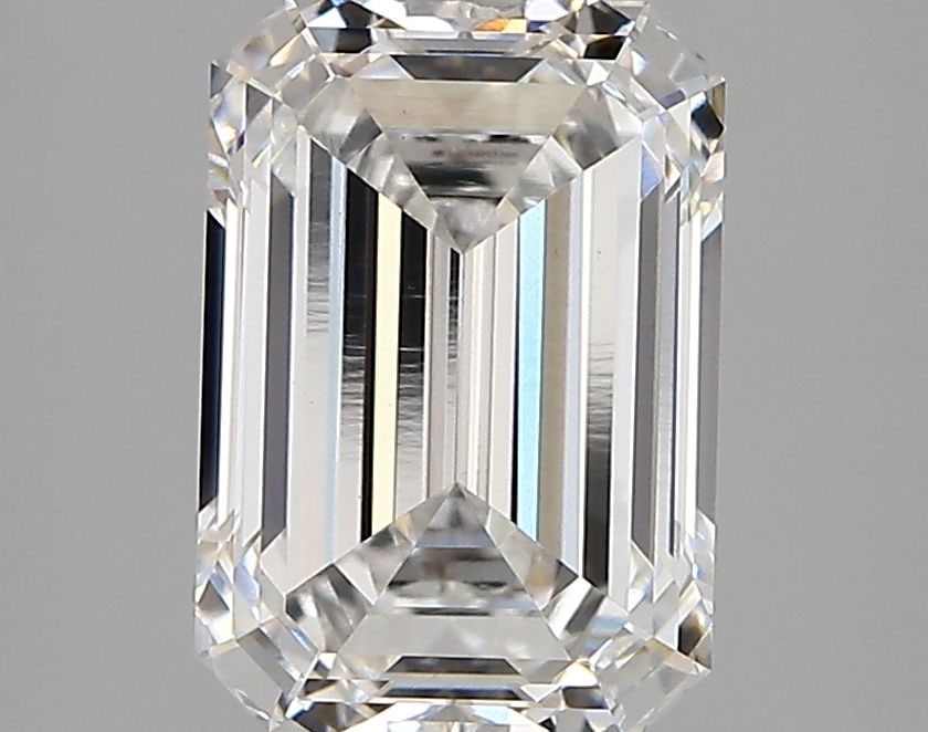 Loose Lab Diamond - IGI Emerald 2.8ct E VVS2: Loose Lab Diamond - IGI Emerald 2.8ct E VVS2 This listing features Loose Lab Diamond - IGI Emerald 2.8ct E VVS2. Item specifics are provided below. Item Specifics: Source: This Is A Real Diamond Grown
