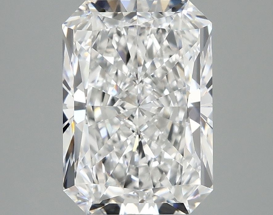 Loose Lab Diamond - IGI Radiant 3.1ct D VVS2: Loose Lab Diamond - IGI Radiant 3.1ct D VVS2 This listing features Loose Lab Diamond - IGI Radiant 3.1ct D VVS2. Item specifics are provided below. Item Specifics: Source: This Is A Real Diamond