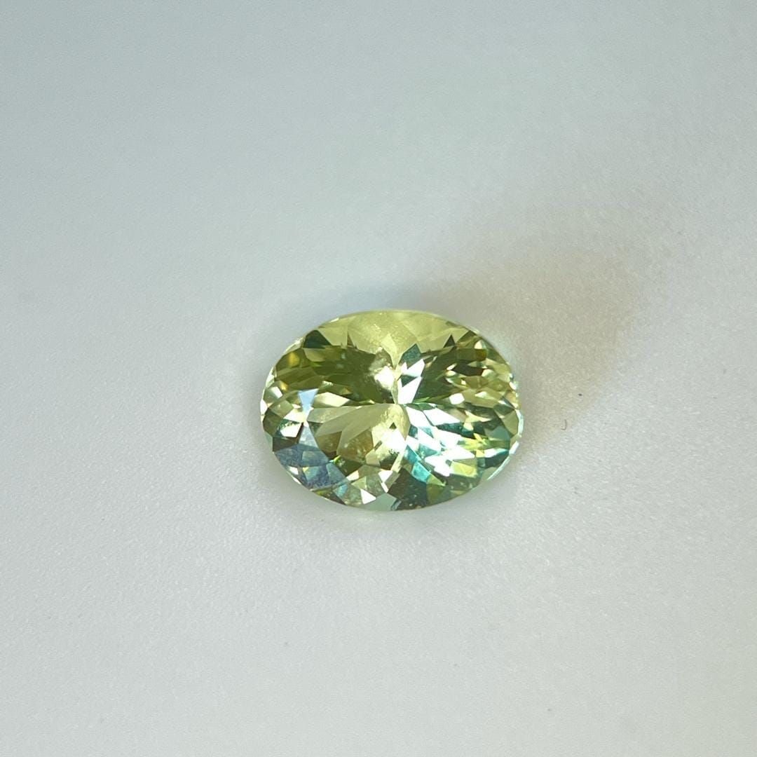 Loose Beryl Gemstone - Oval 2.08ct Yellow SI: Loose Beryl Gemstone - Oval 2.08ct Yellow SI This listing features Loose Beryl Gemstone - Oval 2.08ct Yellow SI. Item specifics are provided below. Item Specifics: Type: Beryl Carat: 2.08 Cut: