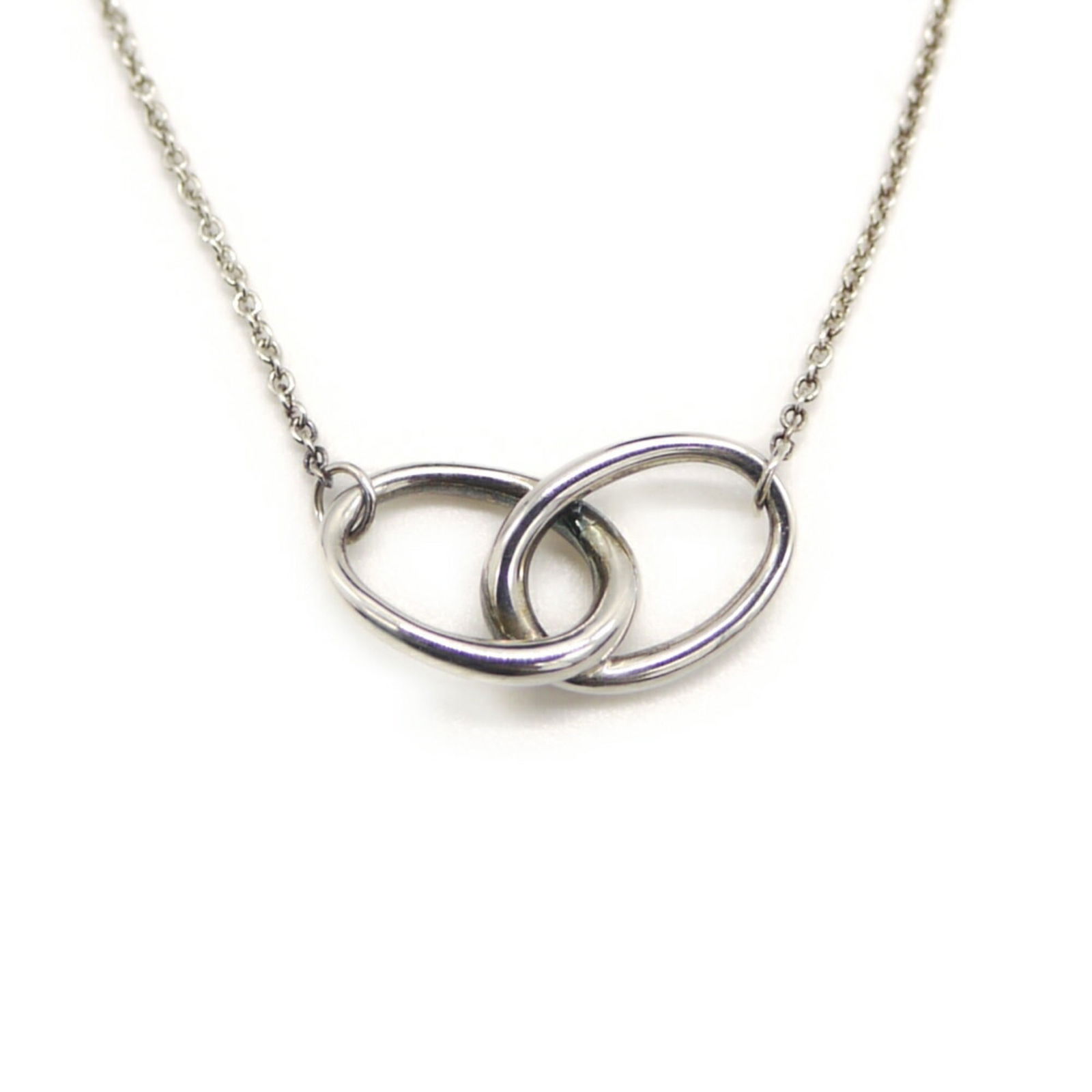 Chain TIFFANY & Co. Tiffany Elsa Peretti Double Loop Pendant Necklace Silver 925 Azuki: Chain TIFFANY & Co. Tiffany Elsa Peretti Double Loop Pendant Necklace Silver 925 Azuki This listing features Chain TIFFANY & Co. Tiffany Elsa Peretti Double Loop Pendant Necklace Silver 925 Azuki. Ite
